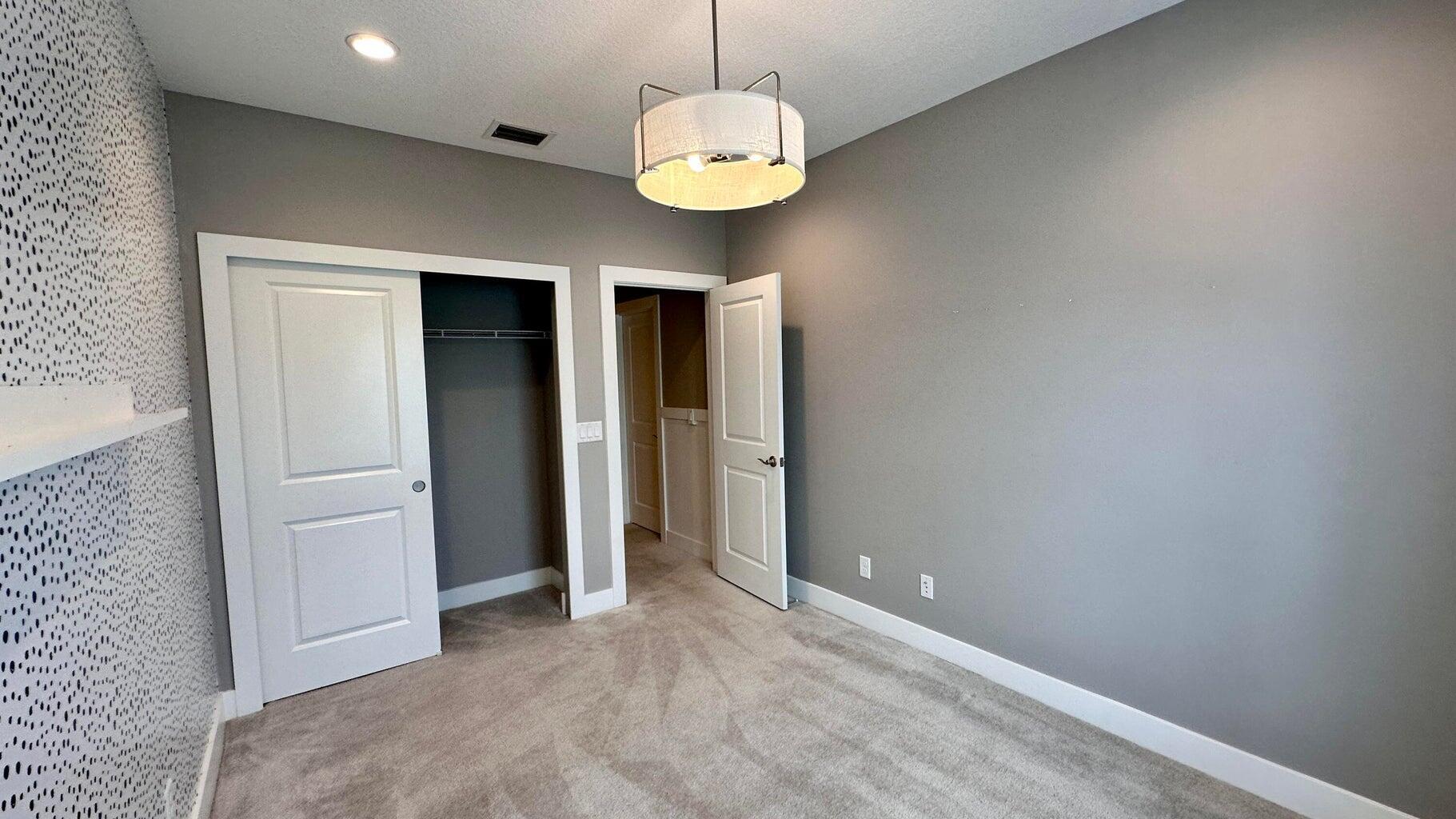DEERFIELD CROSSING - Residential