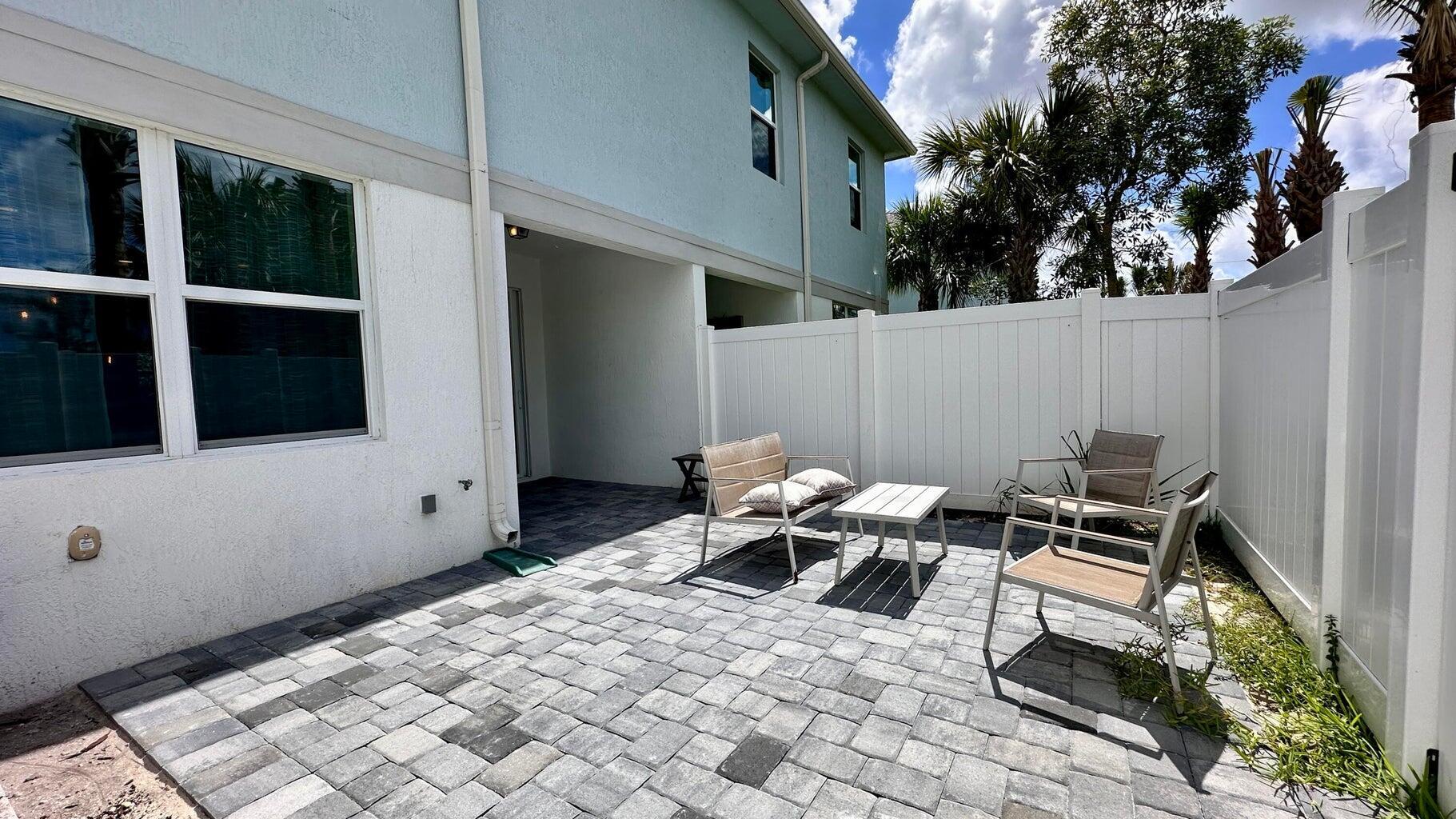 DEERFIELD CROSSING - Residential