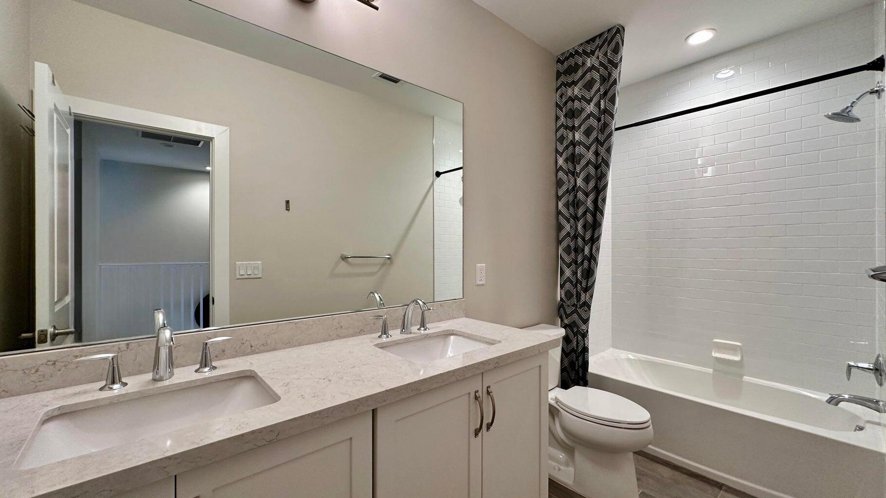 DEERFIELD CROSSING - Residential
