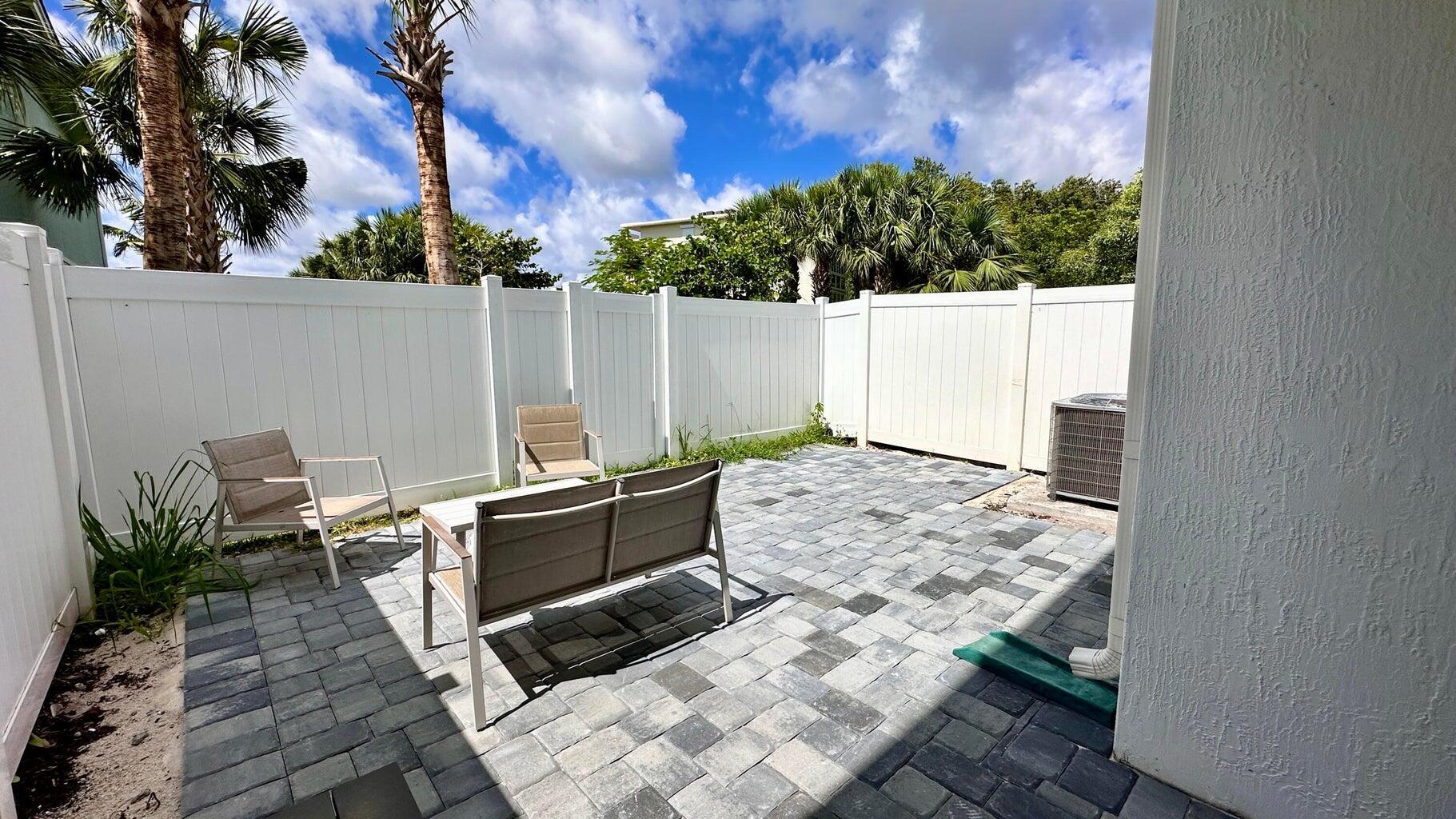 DEERFIELD CROSSING - Residential