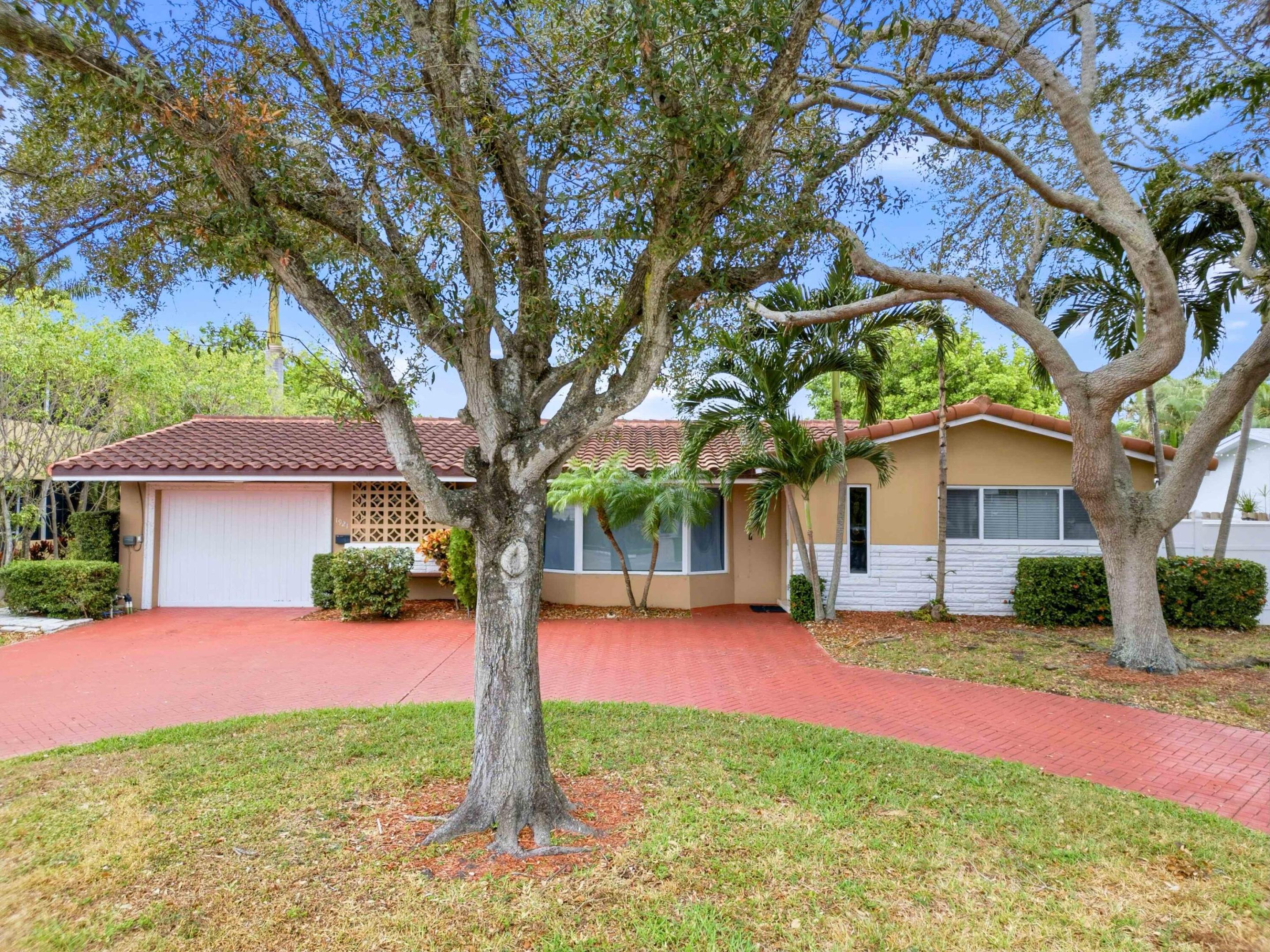 COLGATE PARK - Residential Lease