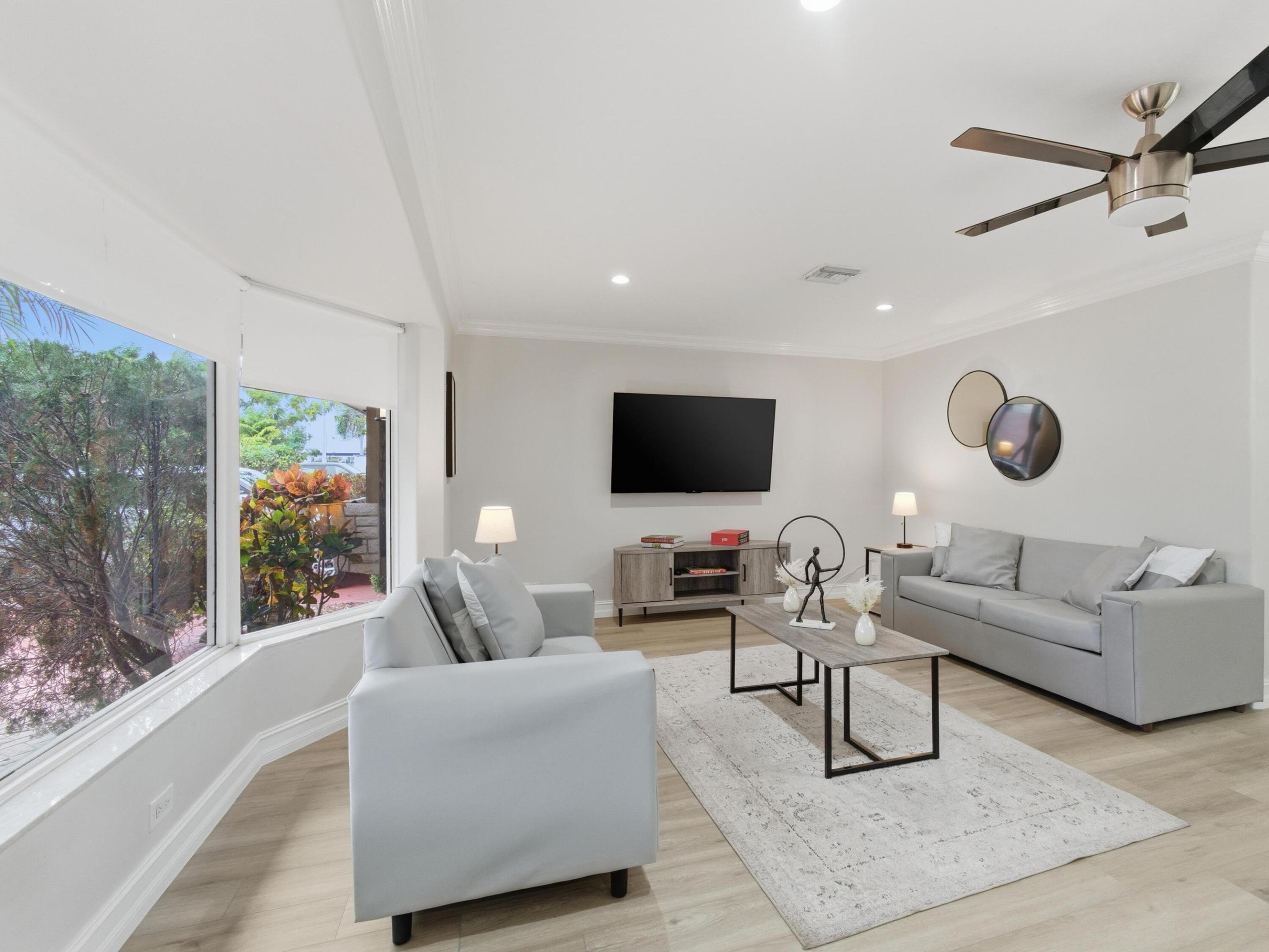 COLGATE PARK - Residential Lease