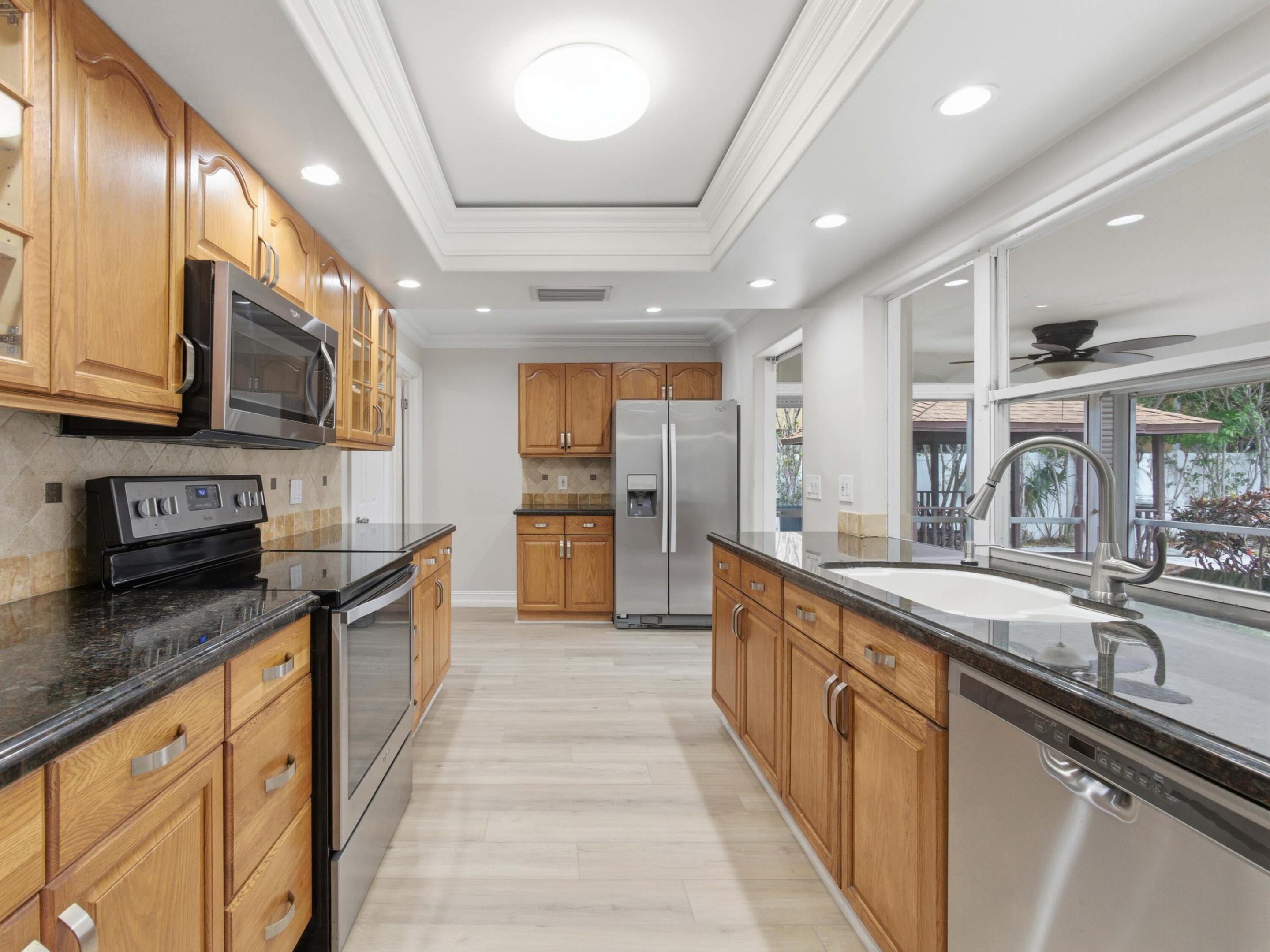 COLGATE PARK - Residential Lease