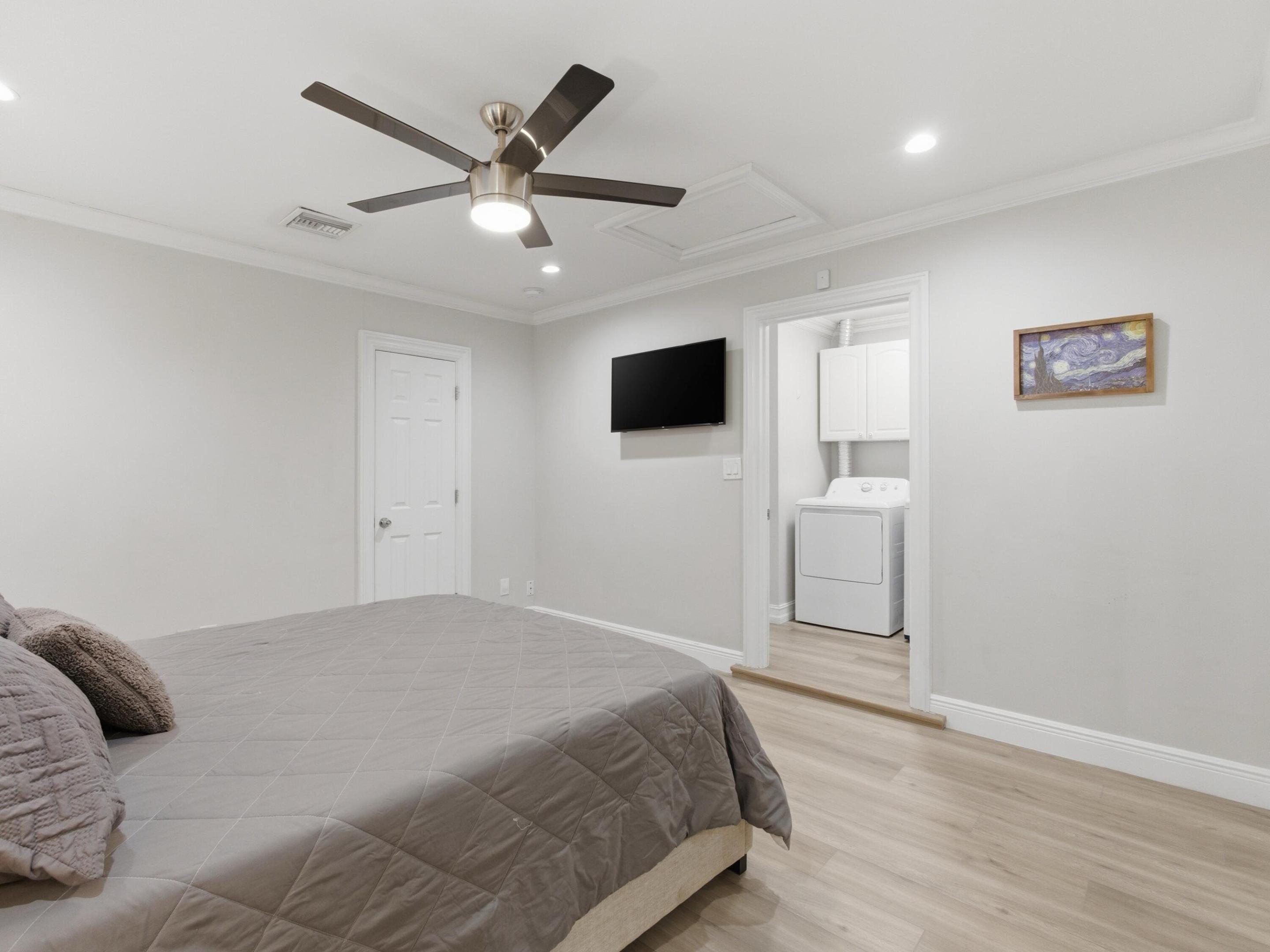 COLGATE PARK - Residential Lease