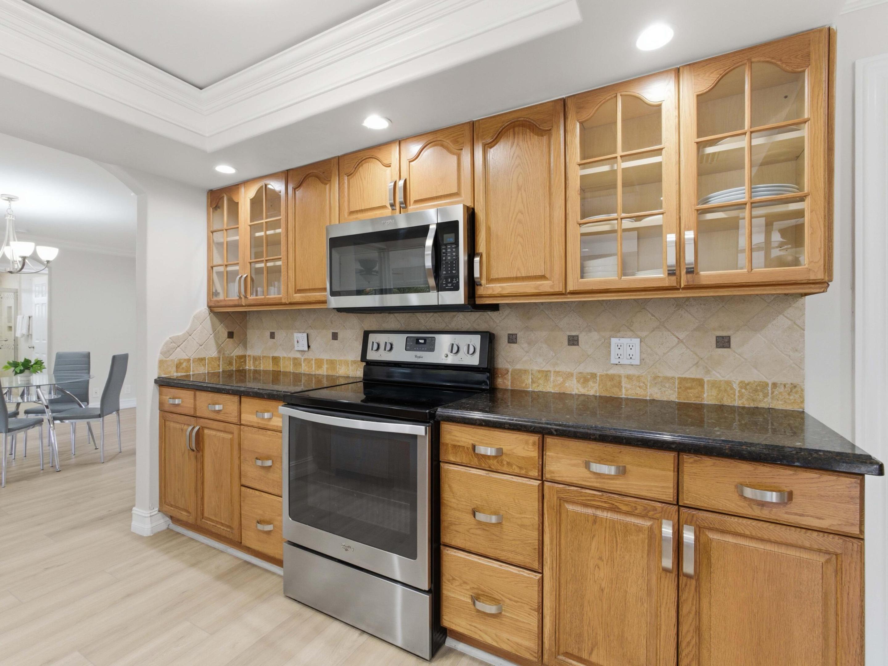 COLGATE PARK - Residential Lease