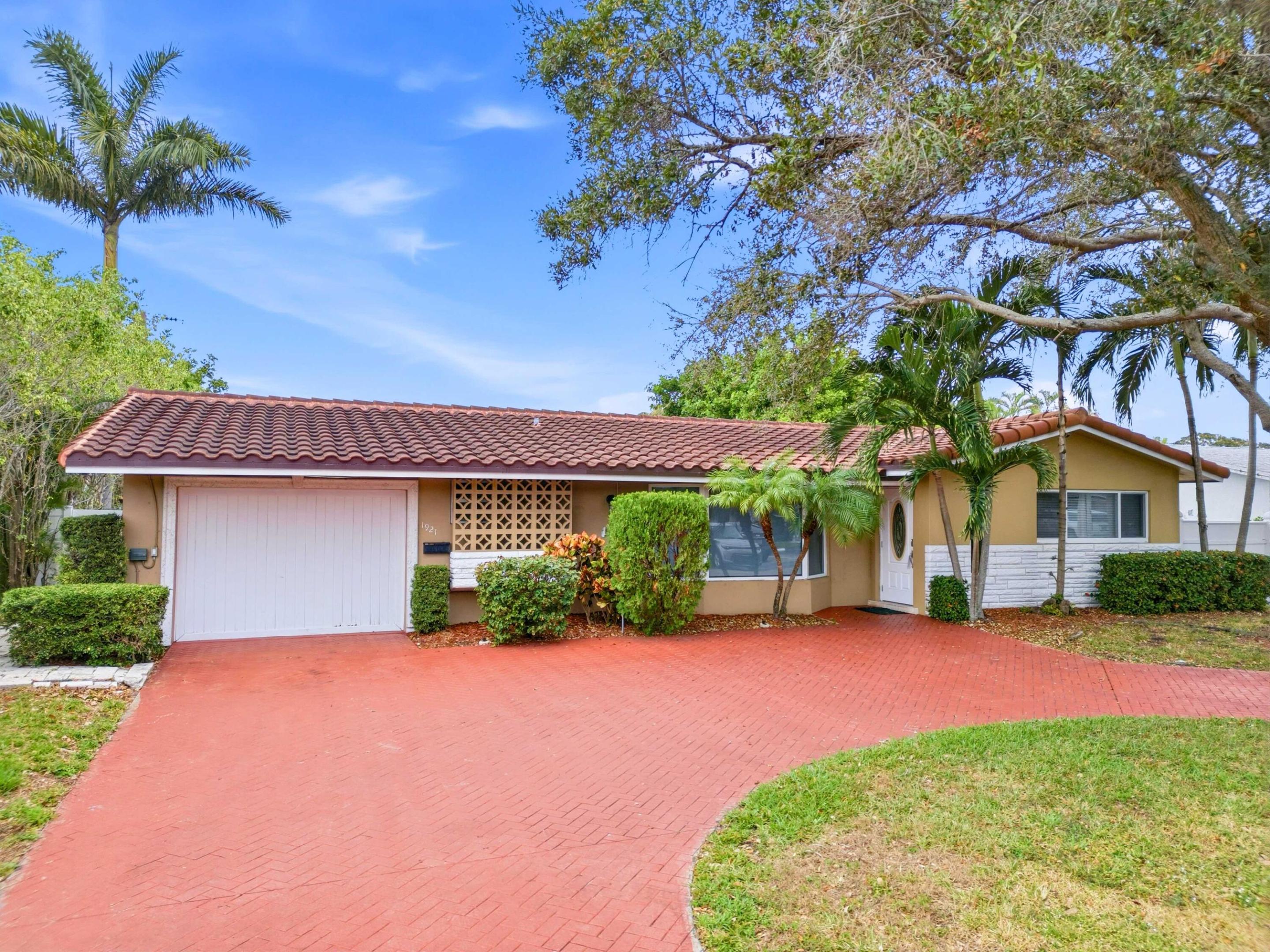 COLGATE PARK - Residential Lease