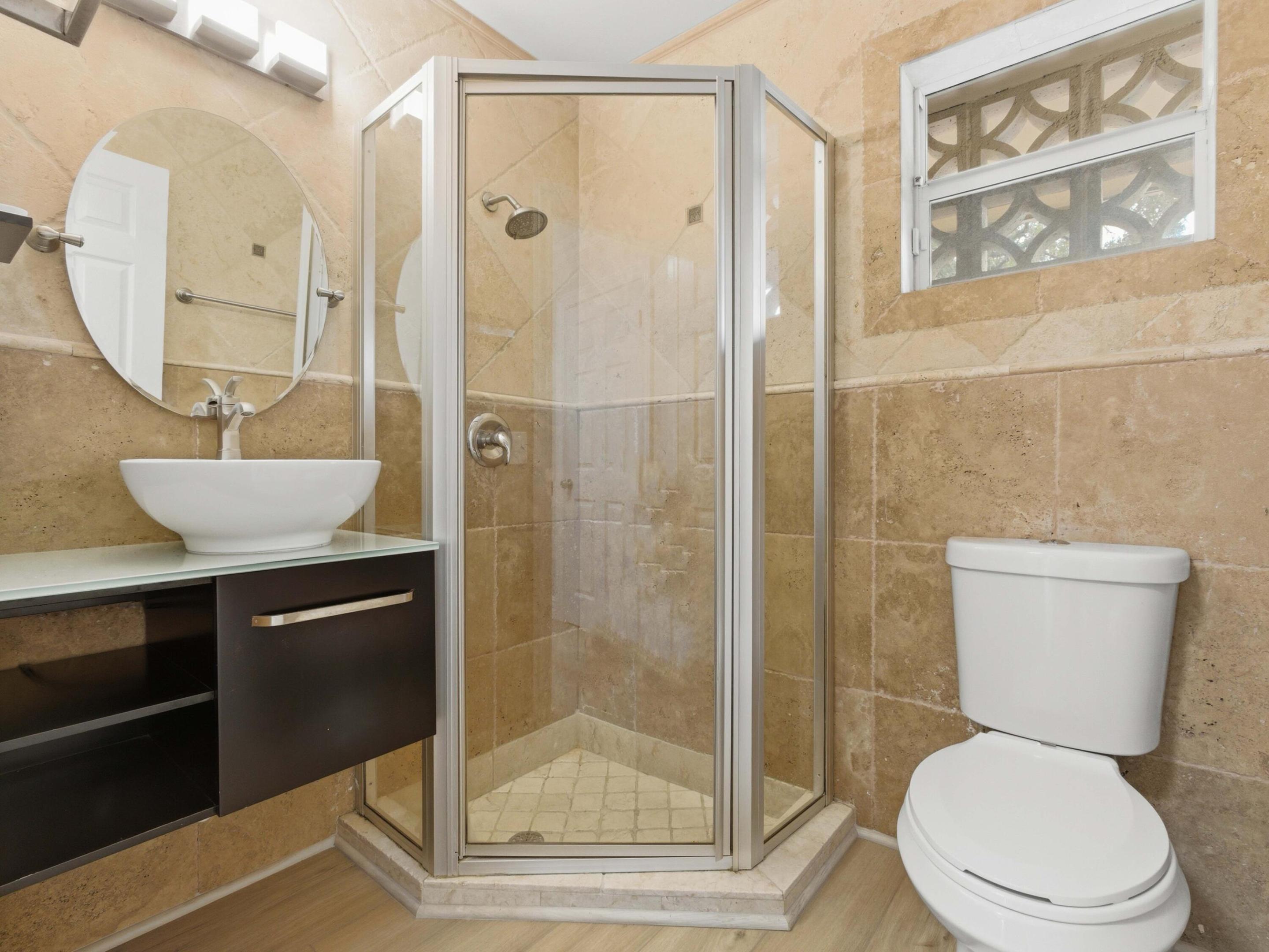 COLGATE PARK - Residential Lease