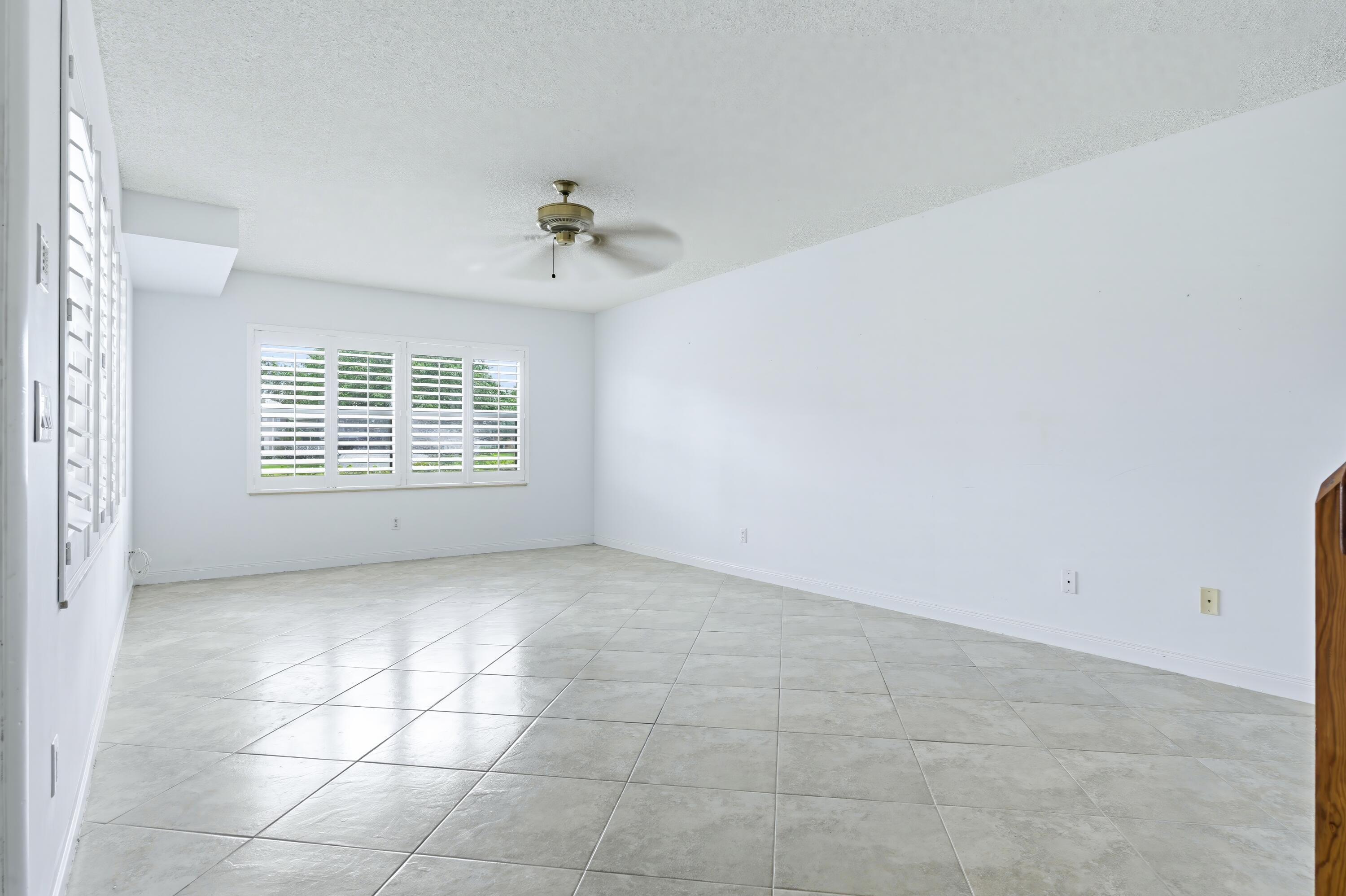 STAMFORD AT THE VILLAGES OF PALM BEACH L - Residential
