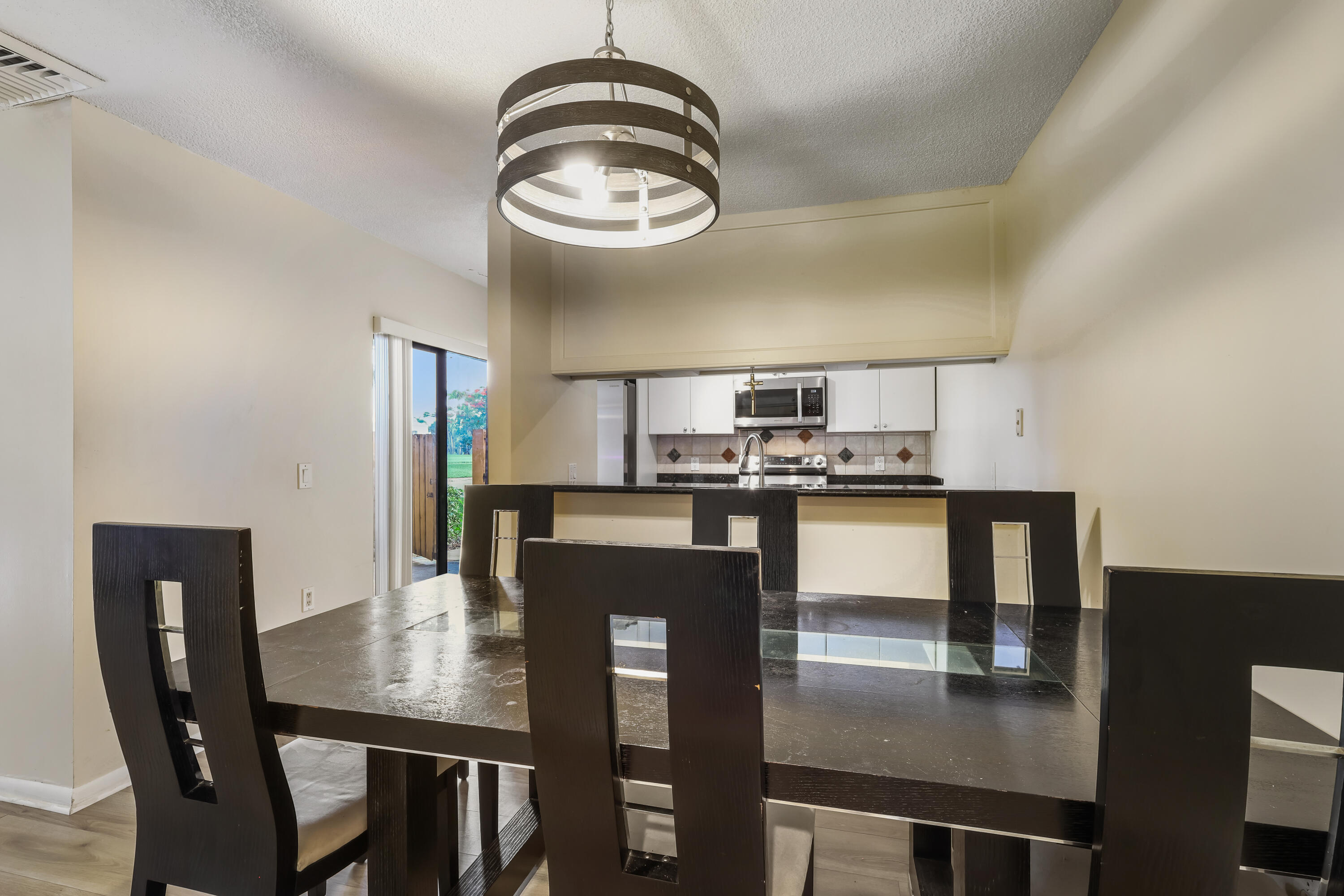 VILLAGE OF SANDALWOOD LAKES 1 - Residential
