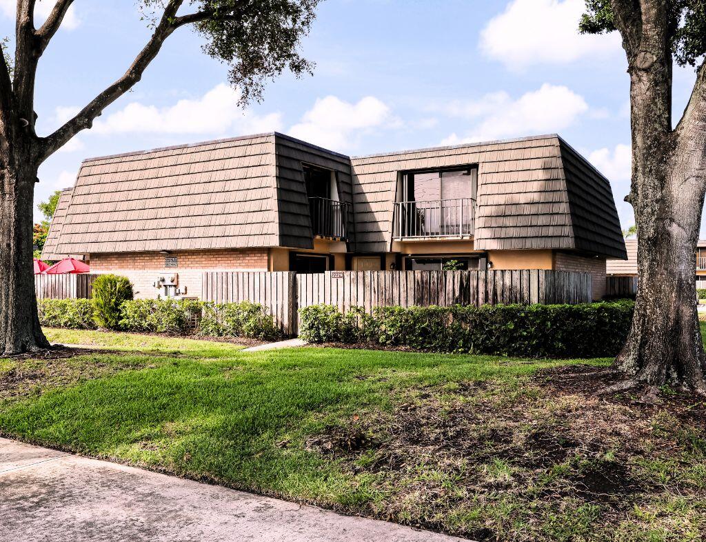 Welcome to this updated 2BR/2.5BA townhouse in the Village of Sandalwood Lakes. Offering 1,236 sq. ft. of single-story convenience, this turnkey home features an efficient layout, spacious bedrooms, and beautifully upgraded bathrooms. It provides effortless, low-maintenance living for an owner-occupant and stands as a high-demand rental asset for a savvy investor. Monthly HOA is $634. Excellent location close to everything West Palm Beach has to offer—schedule your showing today!  Disclaimer: All information, including square footage and fees, is deemed reliable but not guaranteed. Measurements are estimates and should be independently verified by the buyer. This immaculate, turn-key townhouse is a standout option for buyers seeking an effortless Florida lifestyle or investors targeting an immediate income-generating asset. The practical, single-story floor plan completely eliminates the hassle of stairs, while the updated interior delivers sleek, modern aesthetics. Residents of the Village of Sandalwood Lakes enjoy access to excellent community amenities, manicured green spaces, and a central location just minutes from downtown West Palm Beach, I-95, local beaches, and premium shopping centers. Don't miss out on this versatile real estate opportunity.