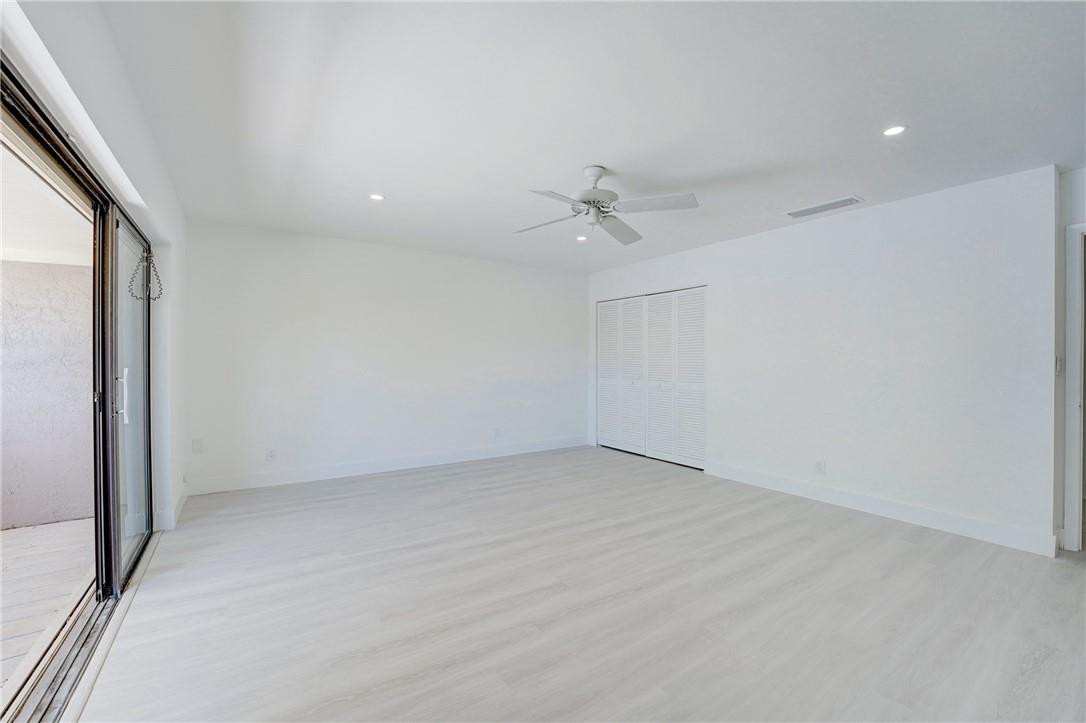 TOWNHOUSES OF EMERALD HILLS - Residential Lease