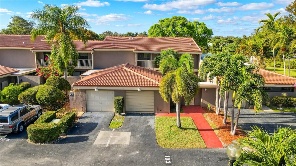 TOWNHOUSES OF EMERALD HILLS - Residential Lease
