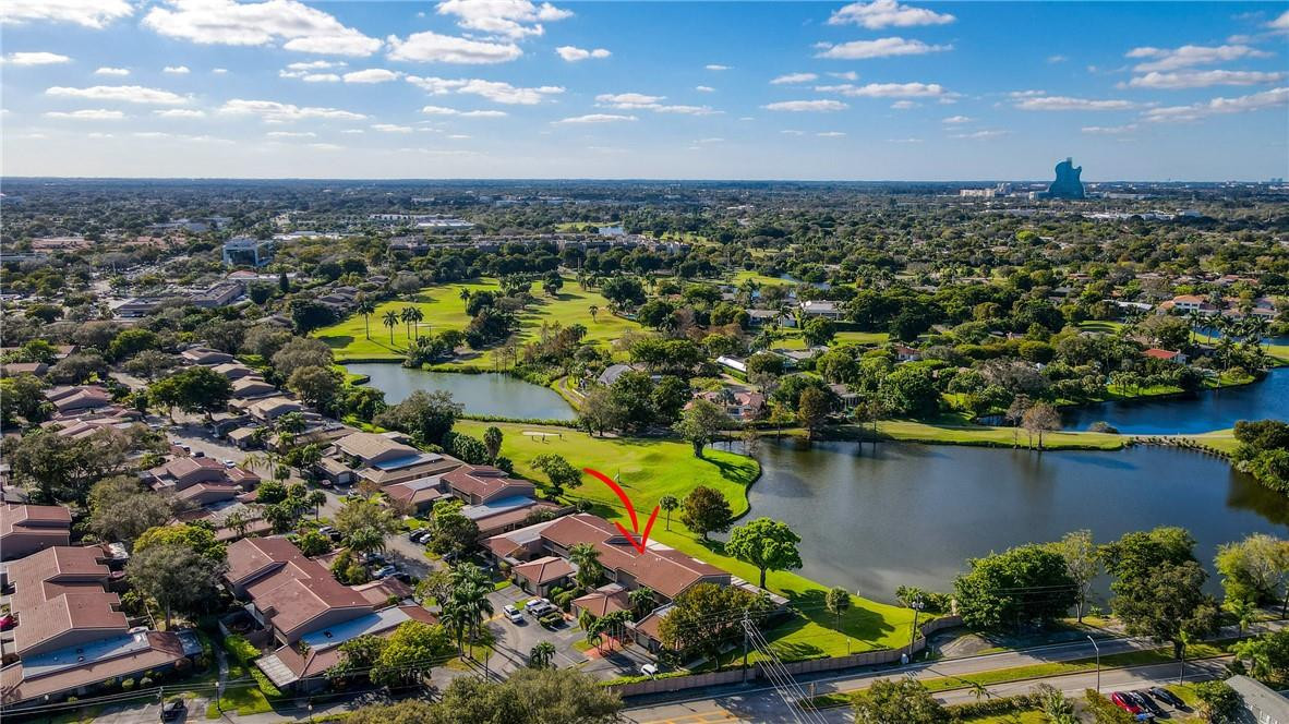 TOWNHOUSES OF EMERALD HILLS - Residential Lease