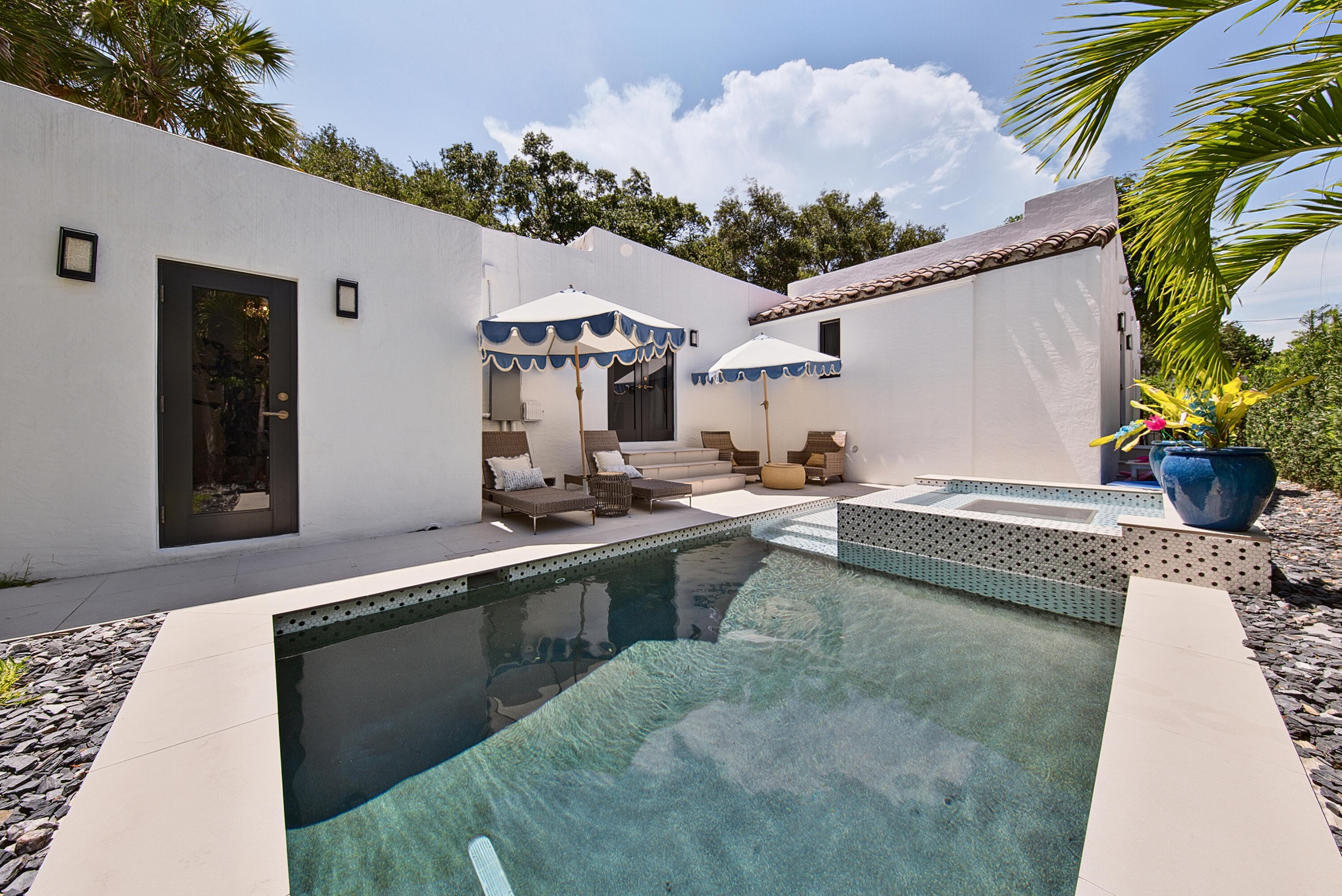 RIO VISTA C J HECTORS RESUB - Residential Lease