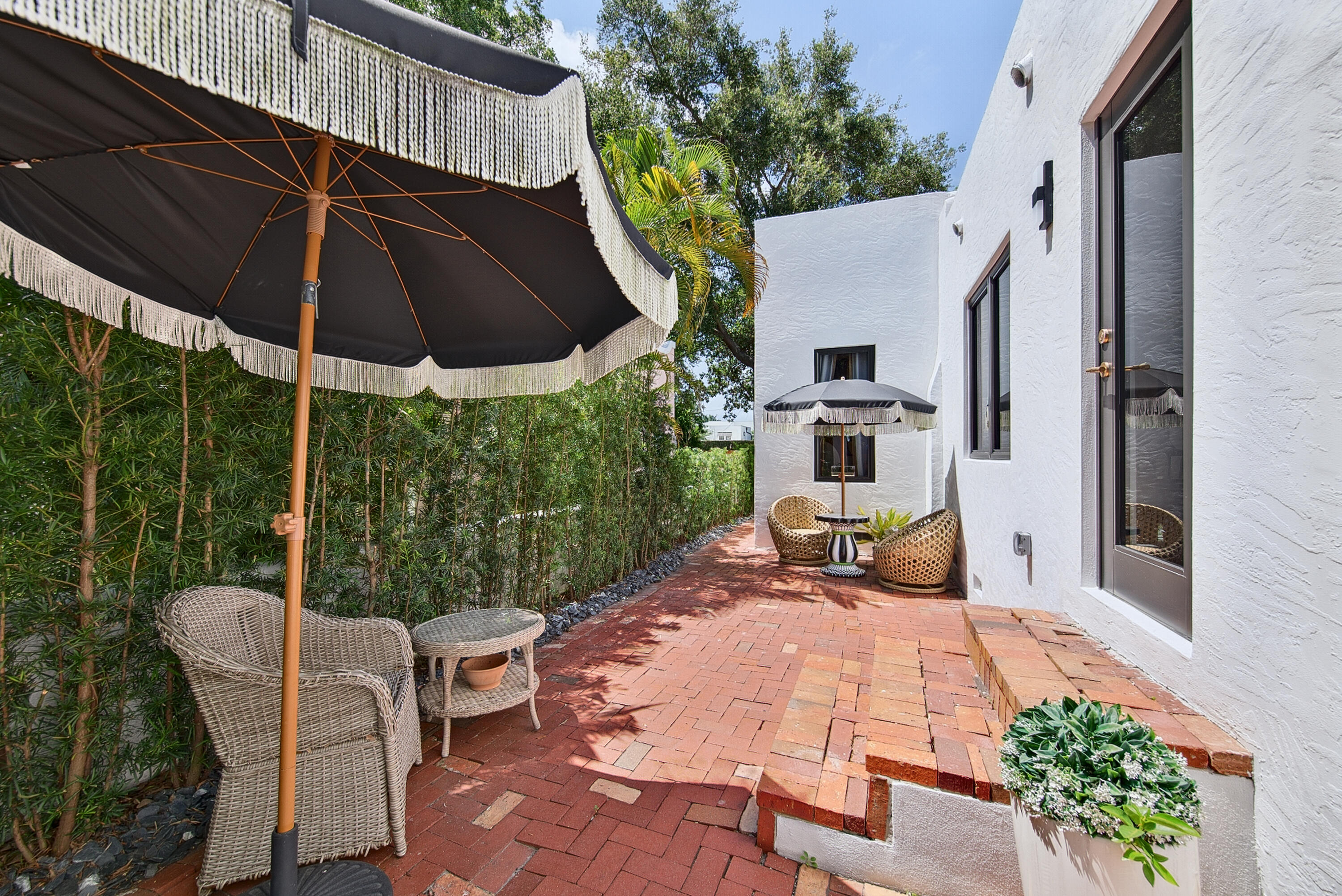 RIO VISTA C J HECTORS RESUB - Residential Lease