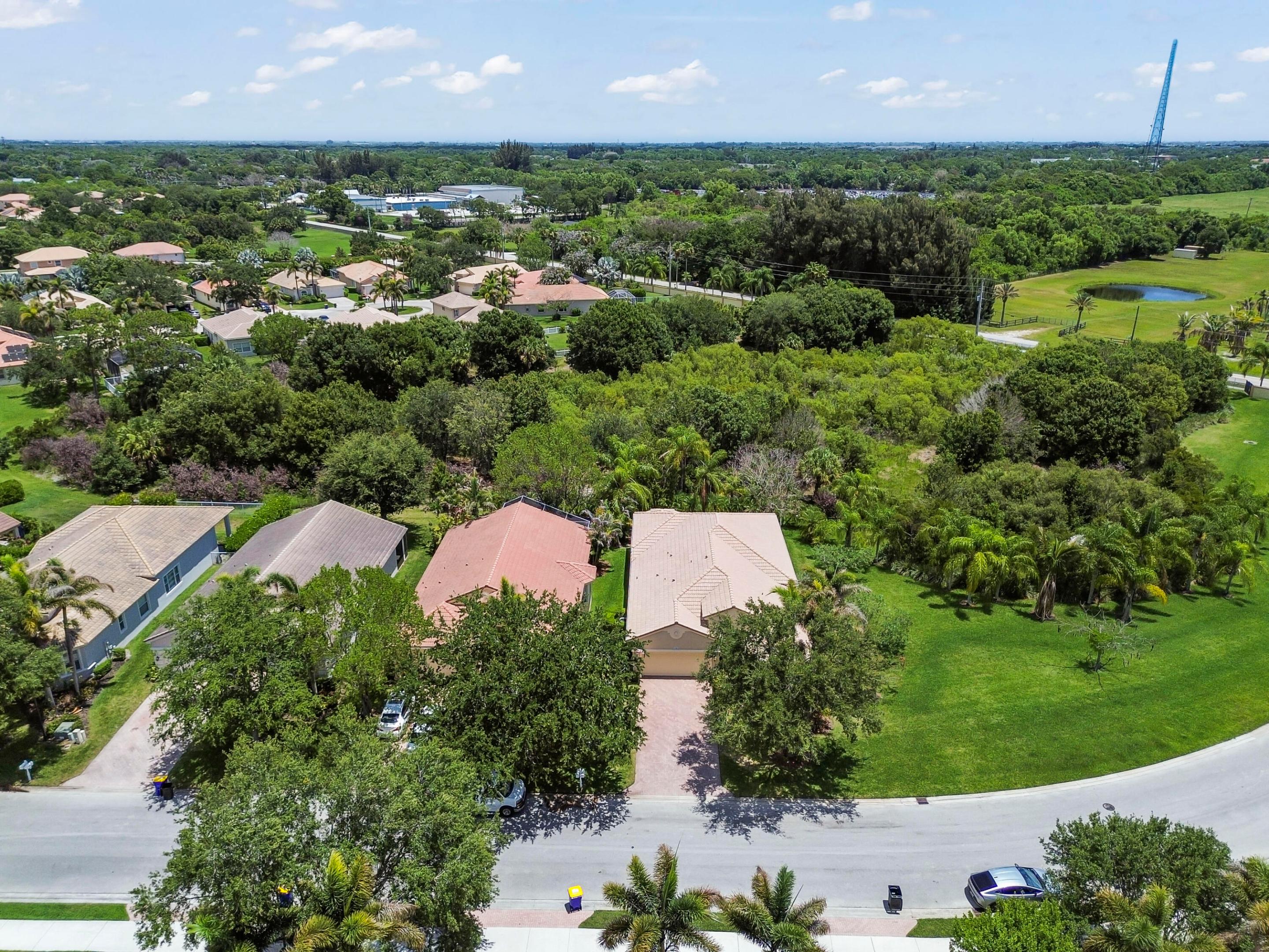COVE ISLE - Residential