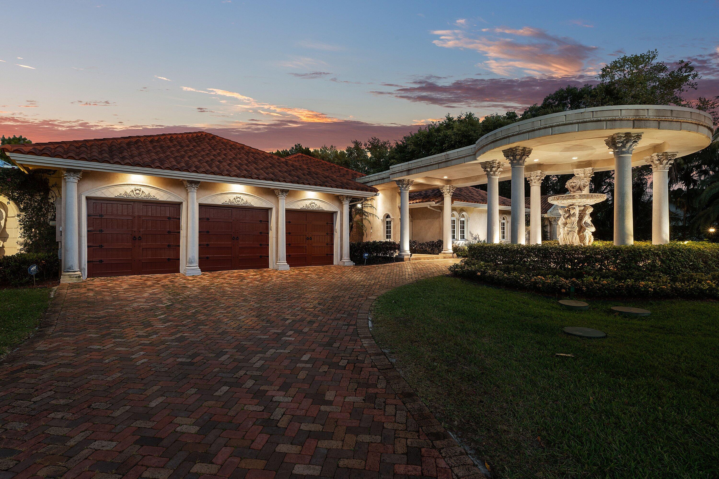 Rio Poco - Residential