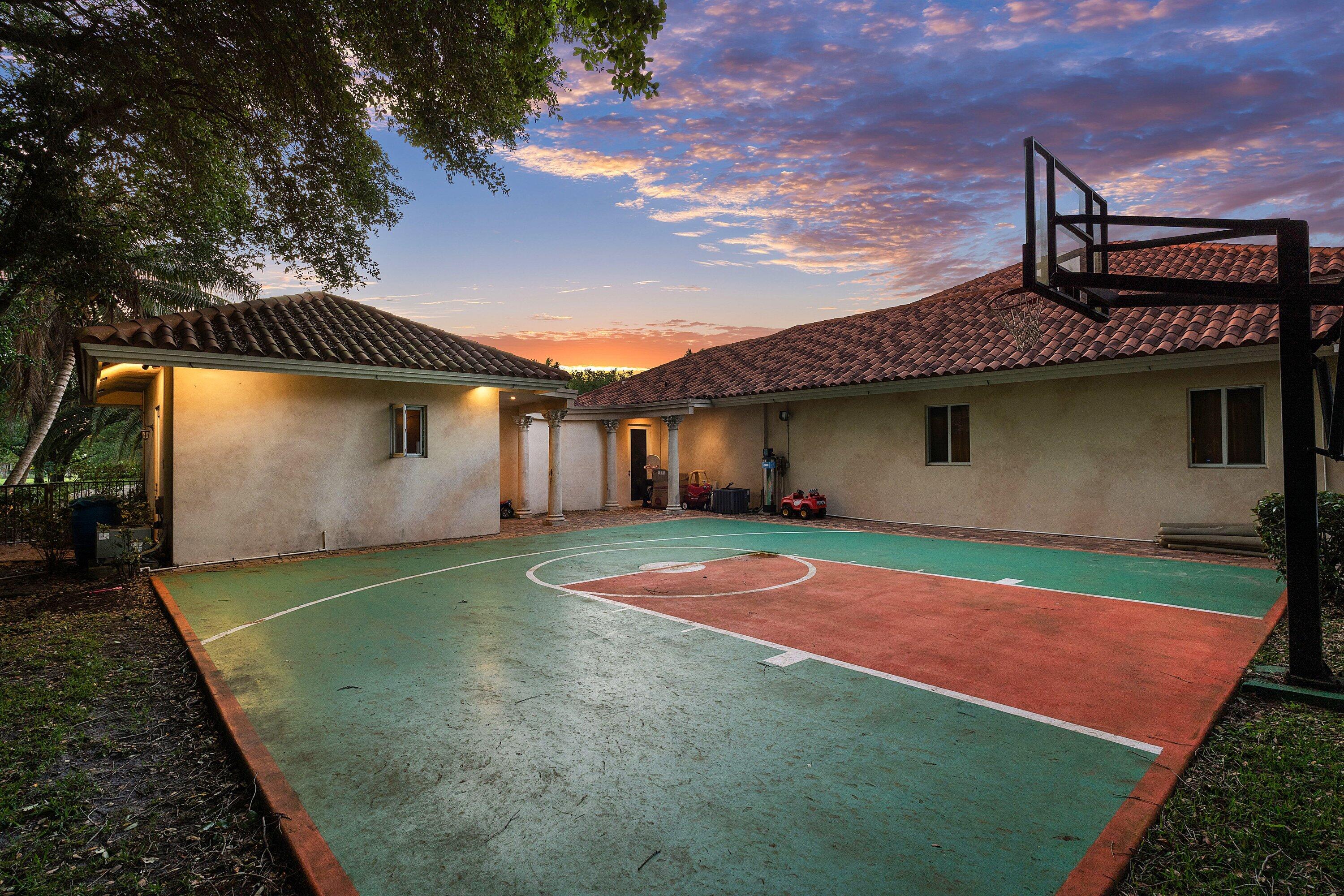 Rio Poco - Residential