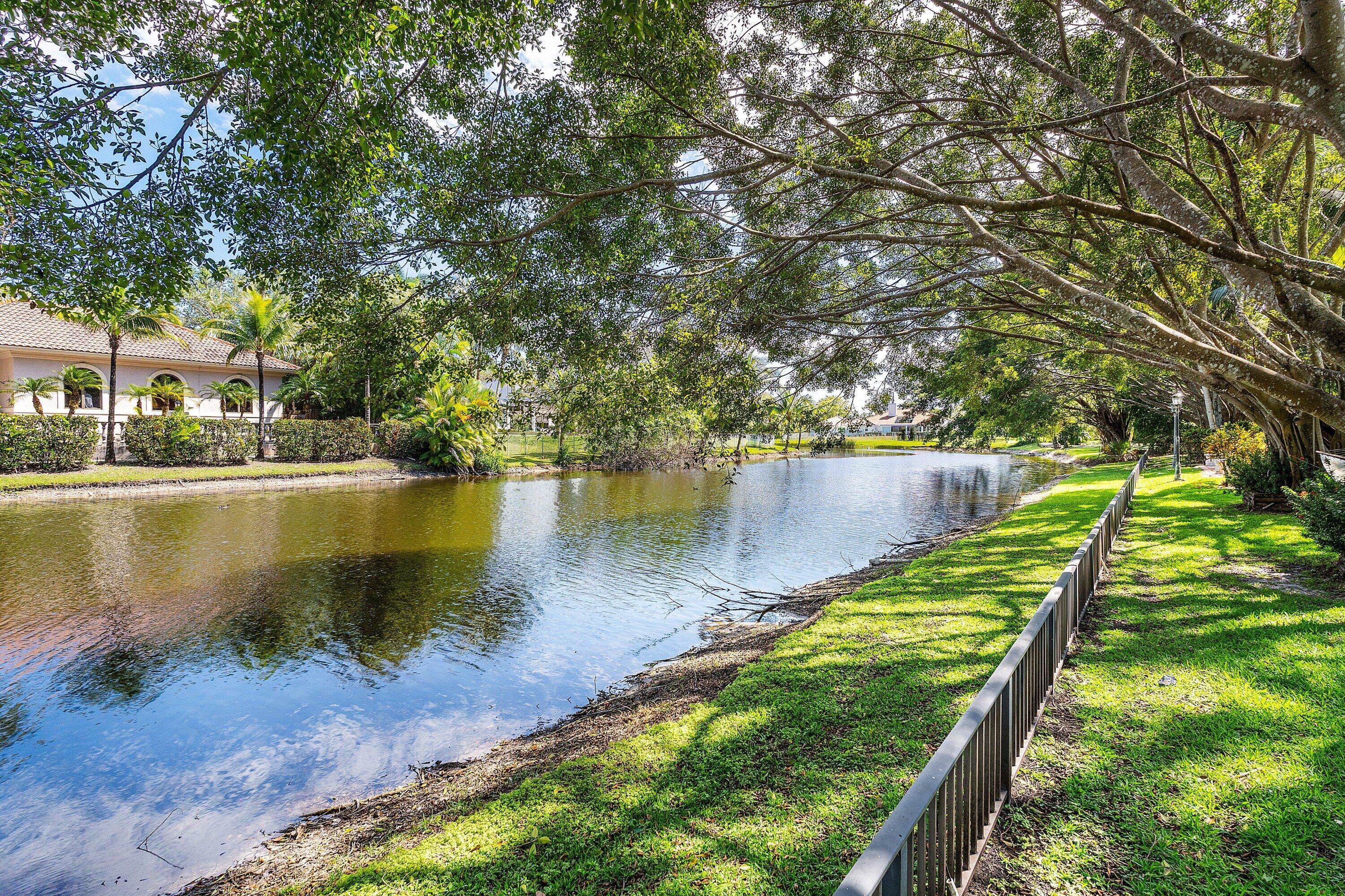 Rio Poco - Residential
