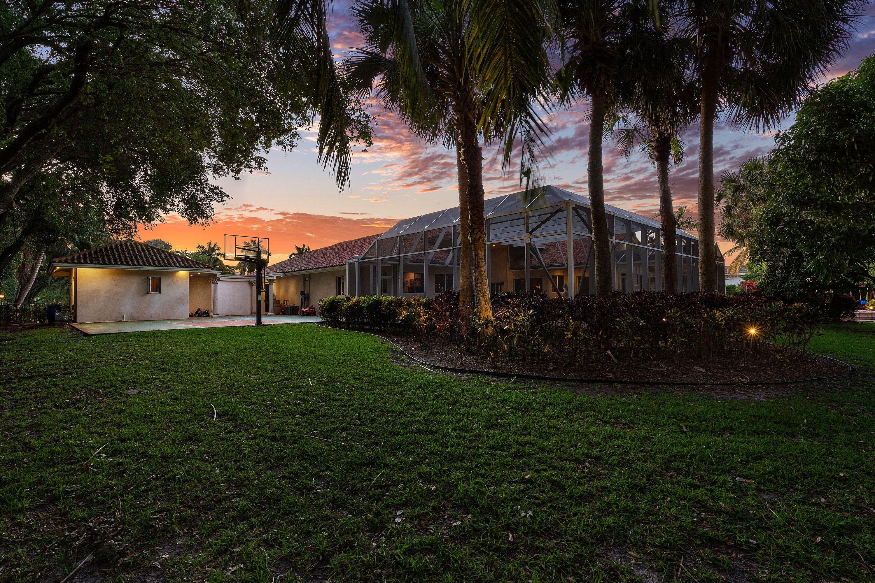 Rio Poco - Residential