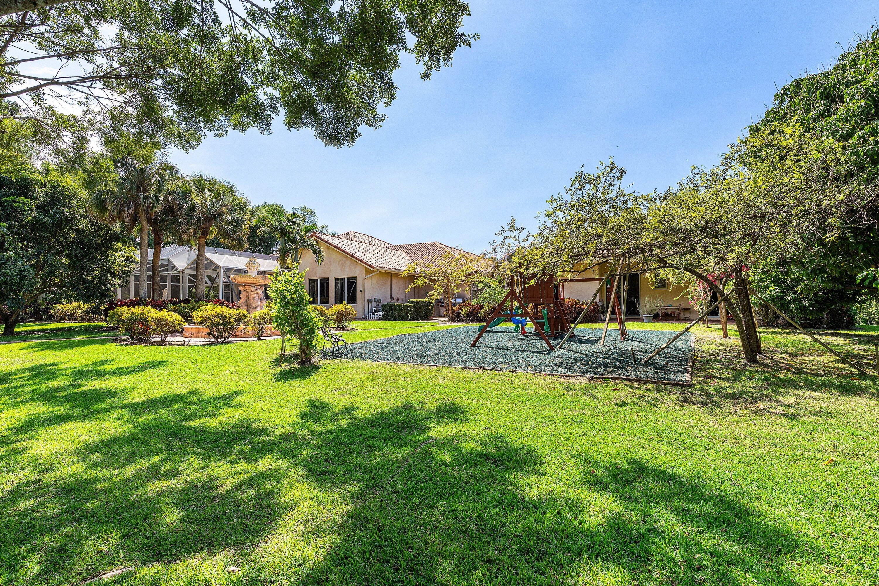 Rio Poco - Residential