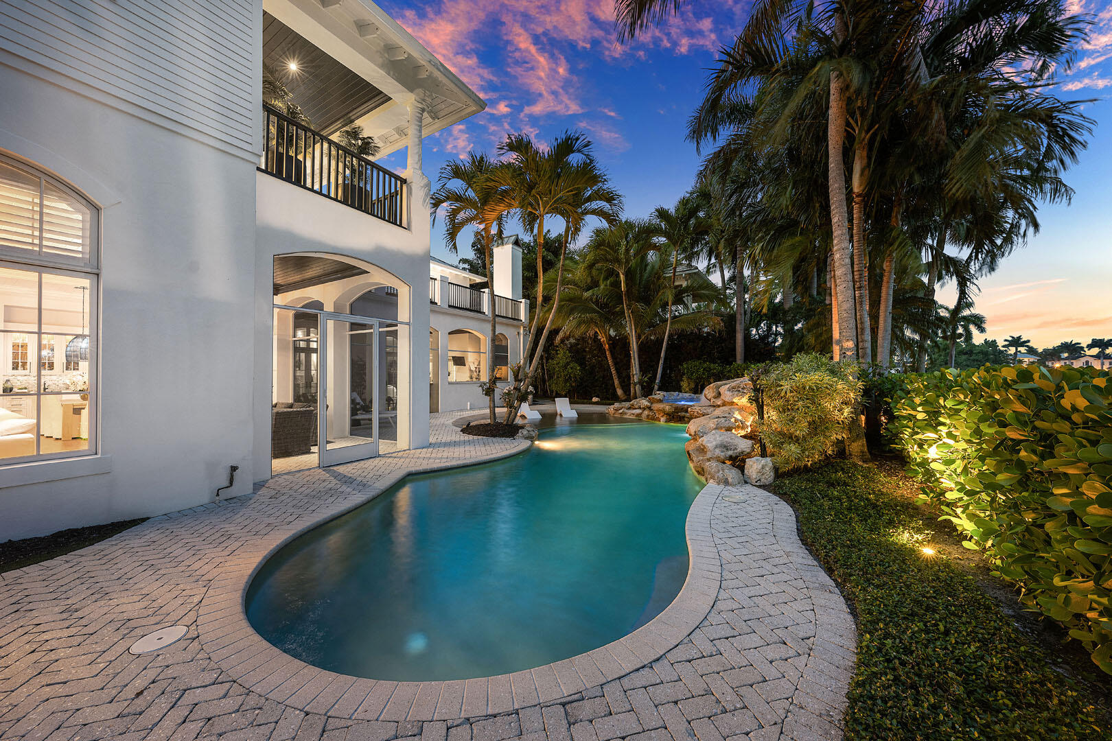 ROYAL PALM YACHT & COUNTRY CLUB - Residential