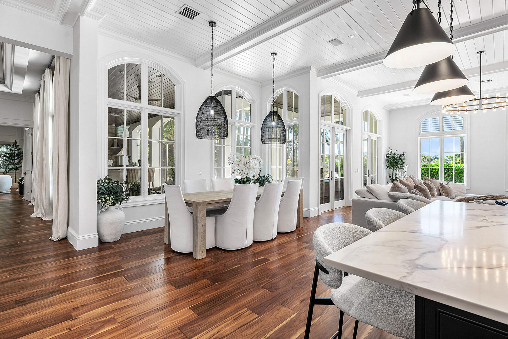 ROYAL PALM YACHT & COUNTRY CLUB - Residential