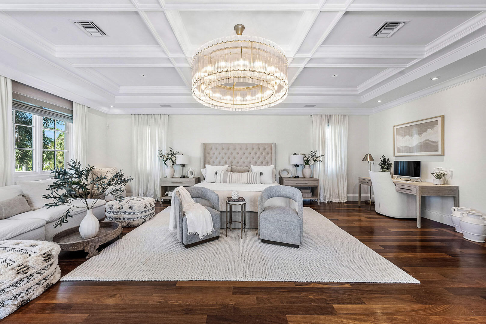 ROYAL PALM YACHT & COUNTRY CLUB - Residential