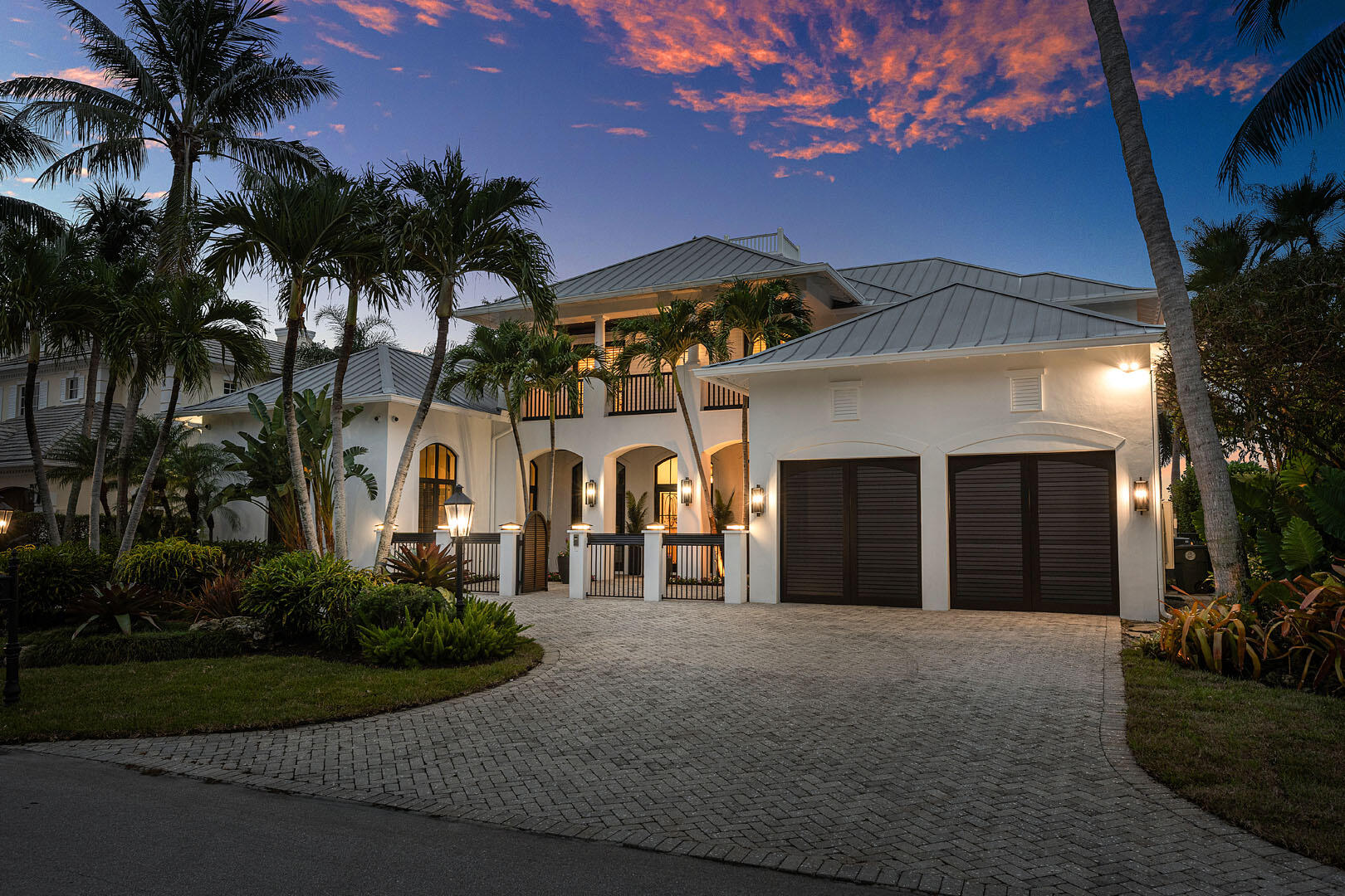 ROYAL PALM YACHT & COUNTRY CLUB - Residential