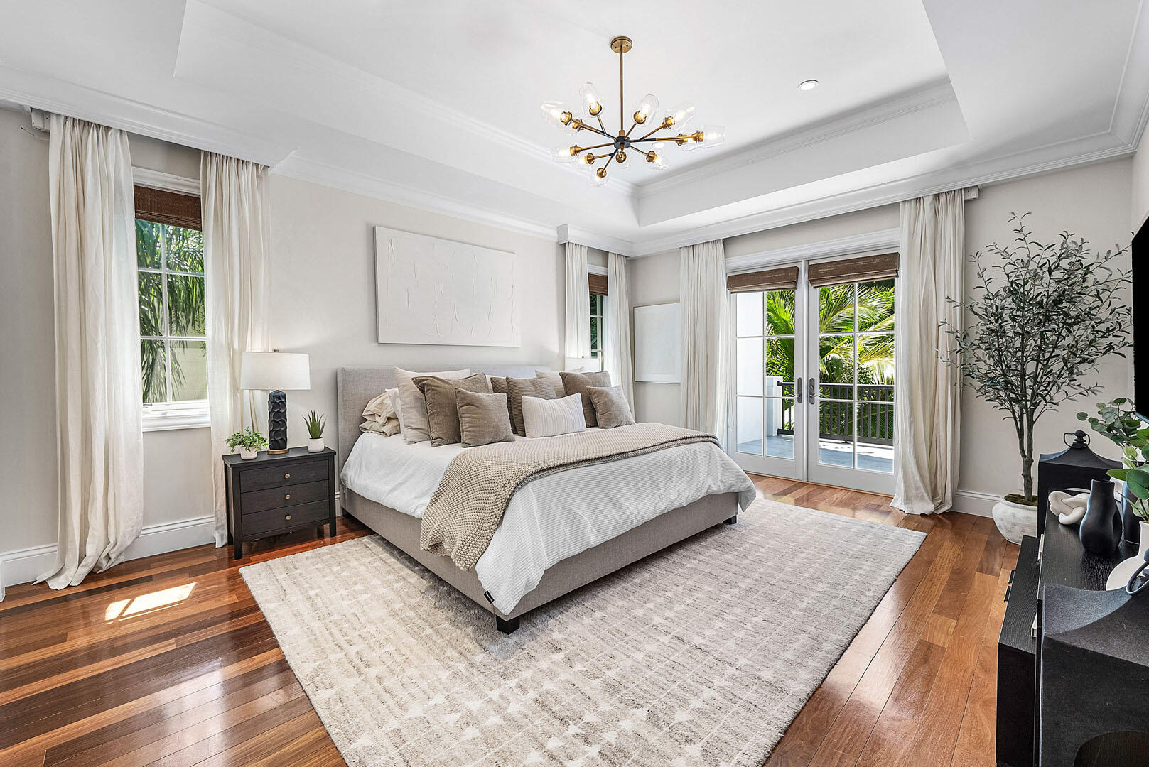 ROYAL PALM YACHT & COUNTRY CLUB - Residential