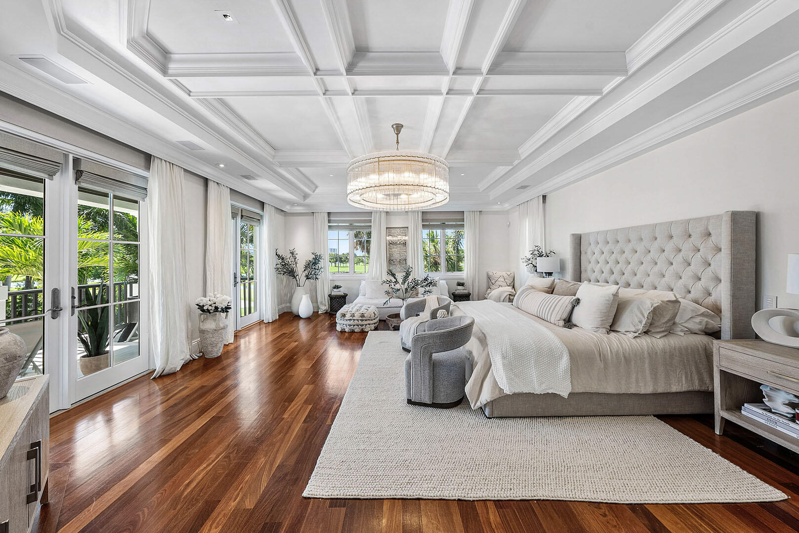 ROYAL PALM YACHT & COUNTRY CLUB - Residential