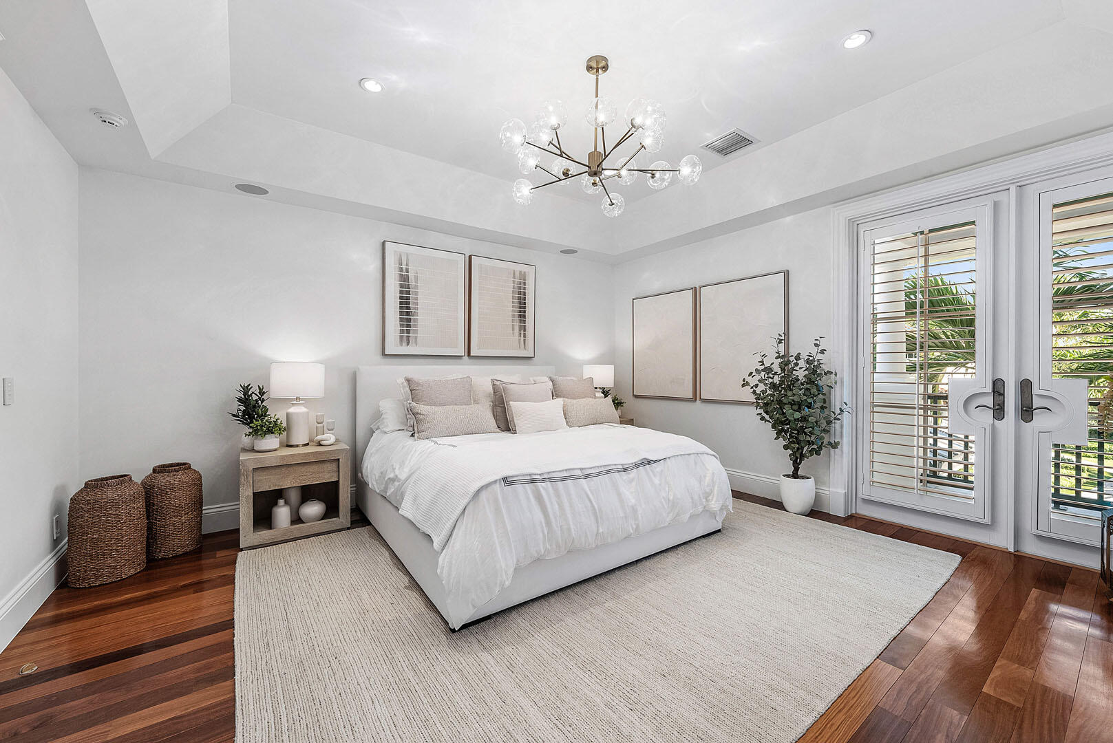 ROYAL PALM YACHT & COUNTRY CLUB - Residential