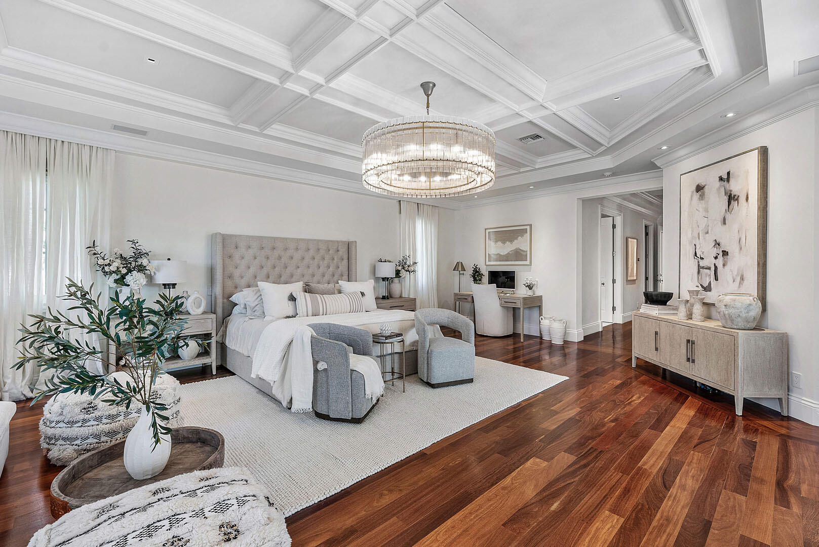 ROYAL PALM YACHT & COUNTRY CLUB - Residential