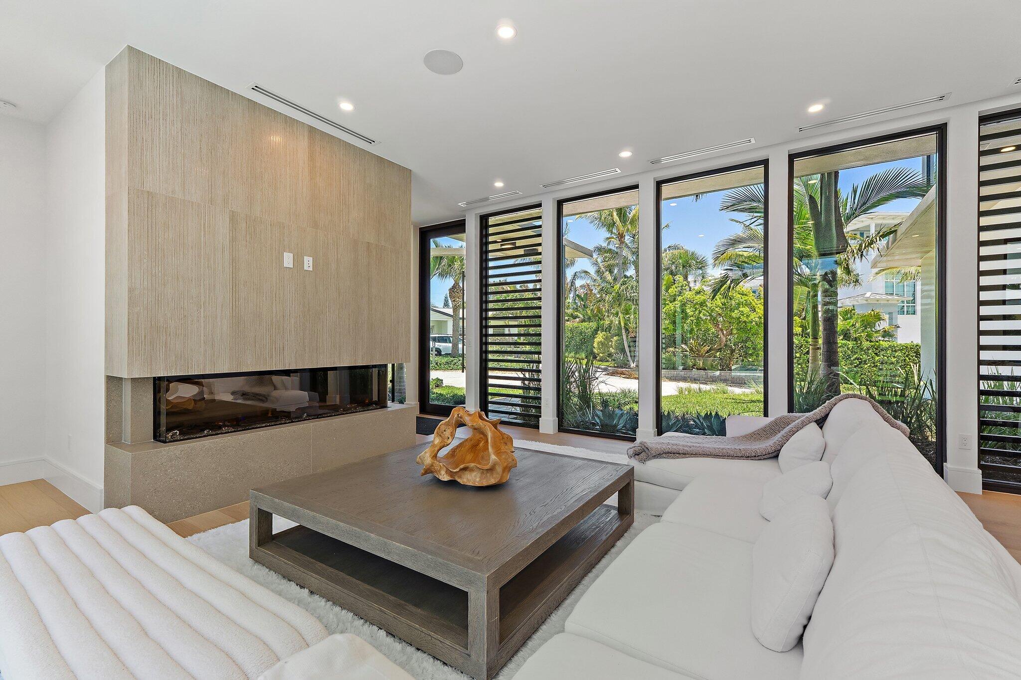 JUNO BEACH 1ST ADD - Residential