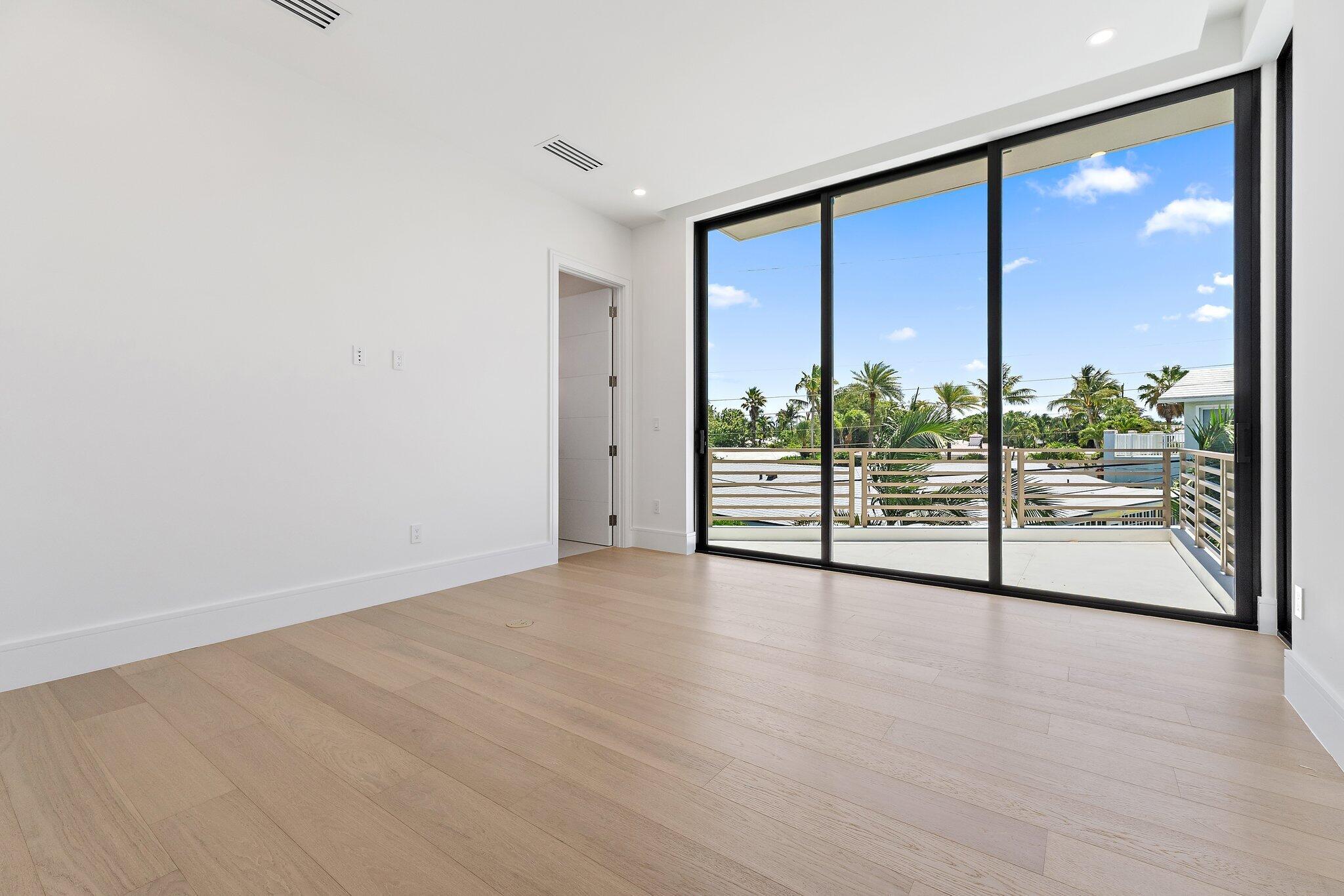 JUNO BEACH 1ST ADD - Residential