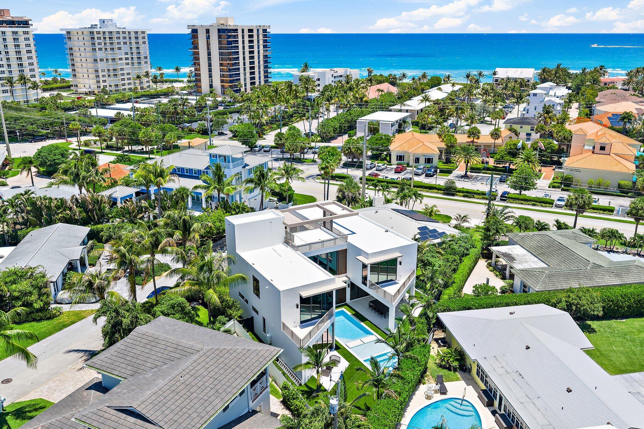 JUNO BEACH 1ST ADD - Residential