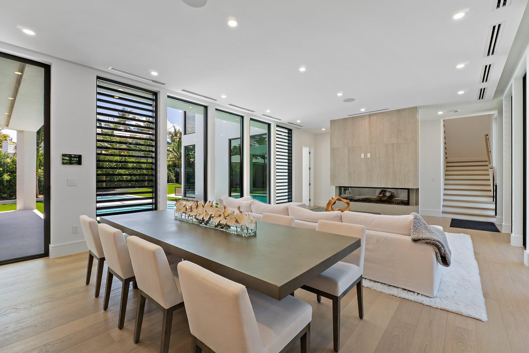 JUNO BEACH 1ST ADD - Residential