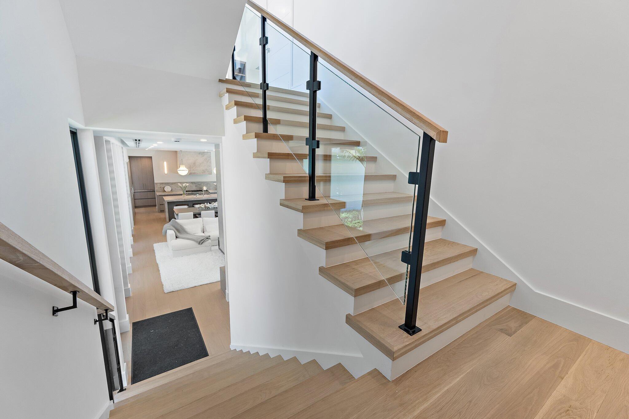 JUNO BEACH 1ST ADD - Residential