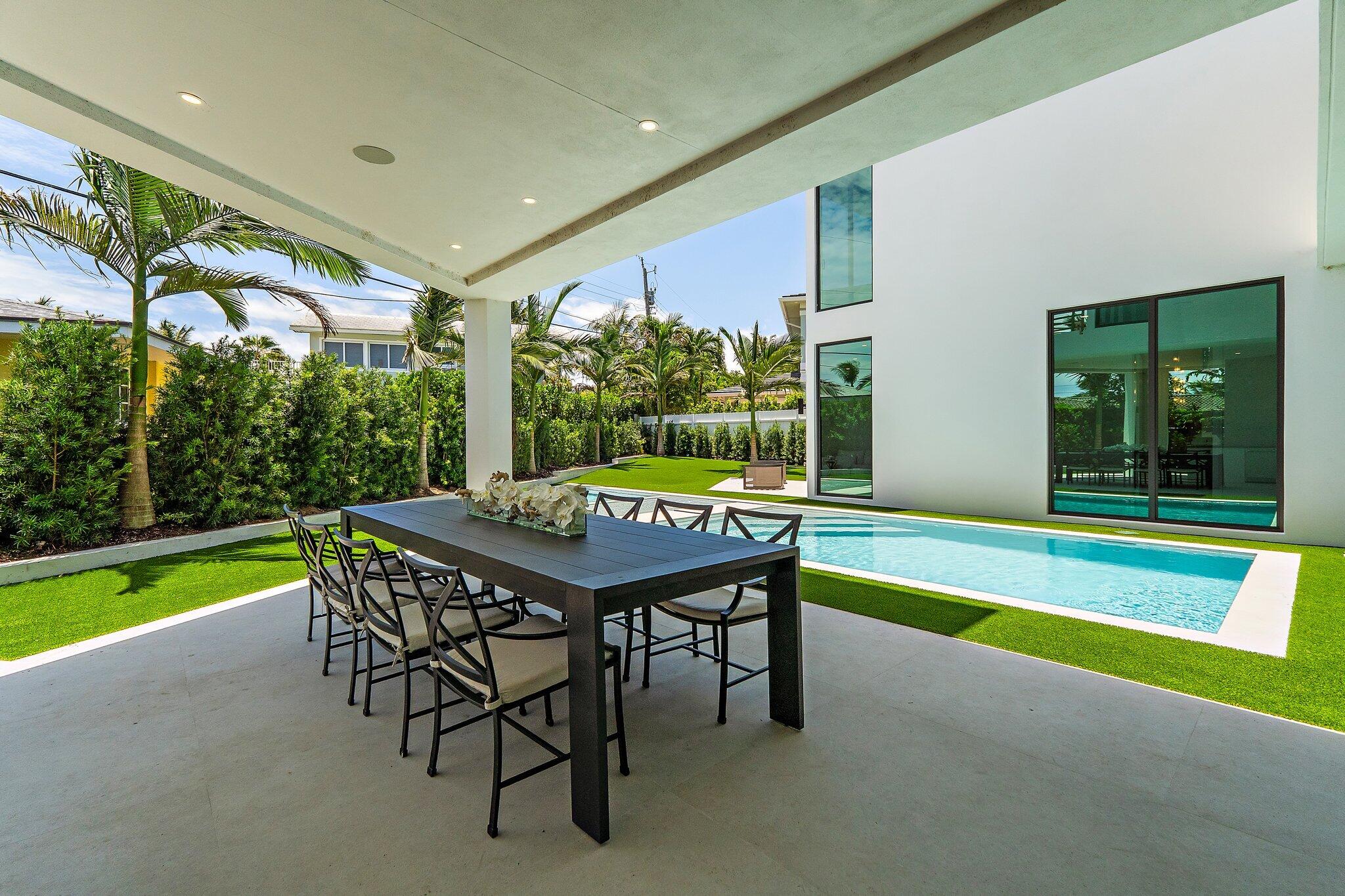 JUNO BEACH 1ST ADD - Residential