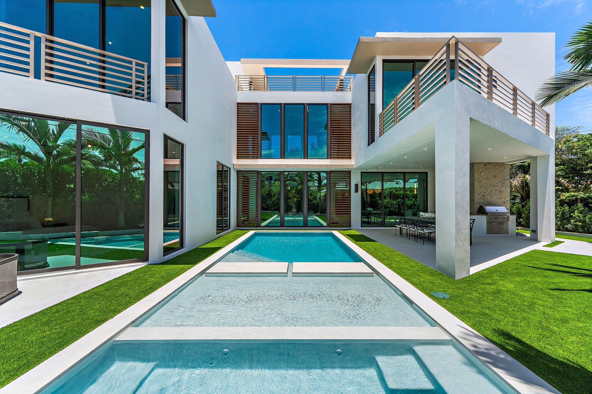 JUNO BEACH 1ST ADD - Residential