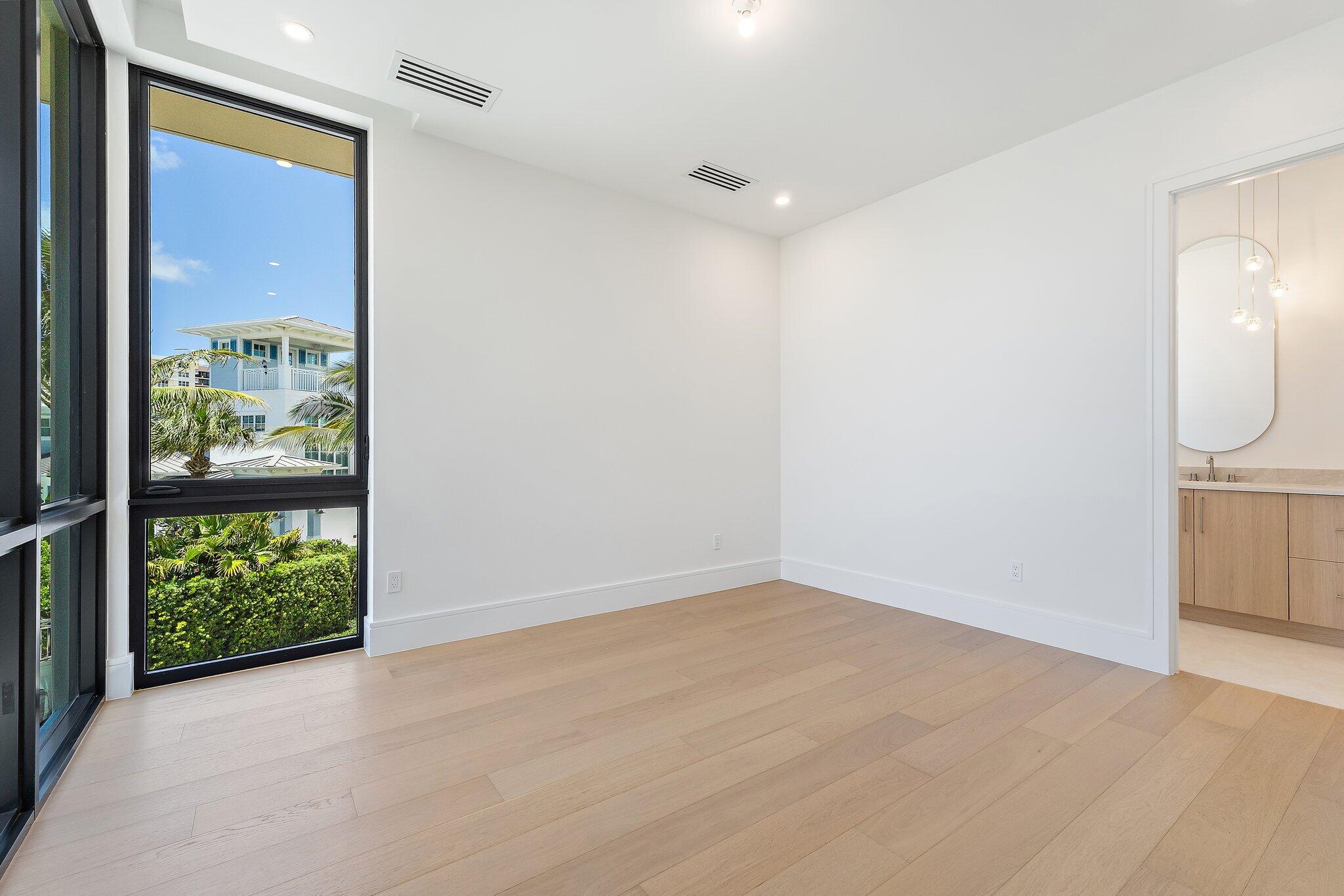 JUNO BEACH 1ST ADD - Residential
