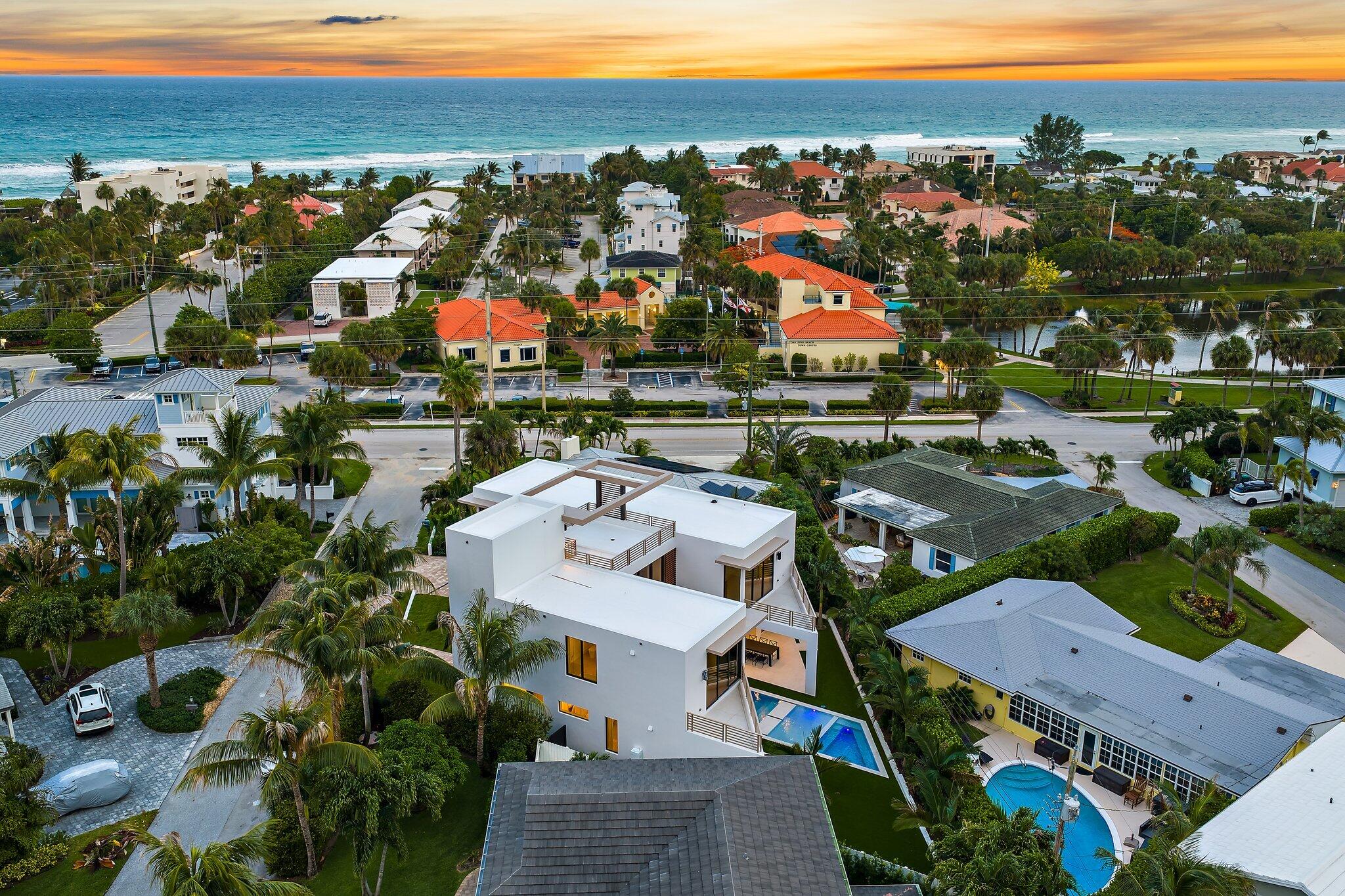 JUNO BEACH 1ST ADD - Residential