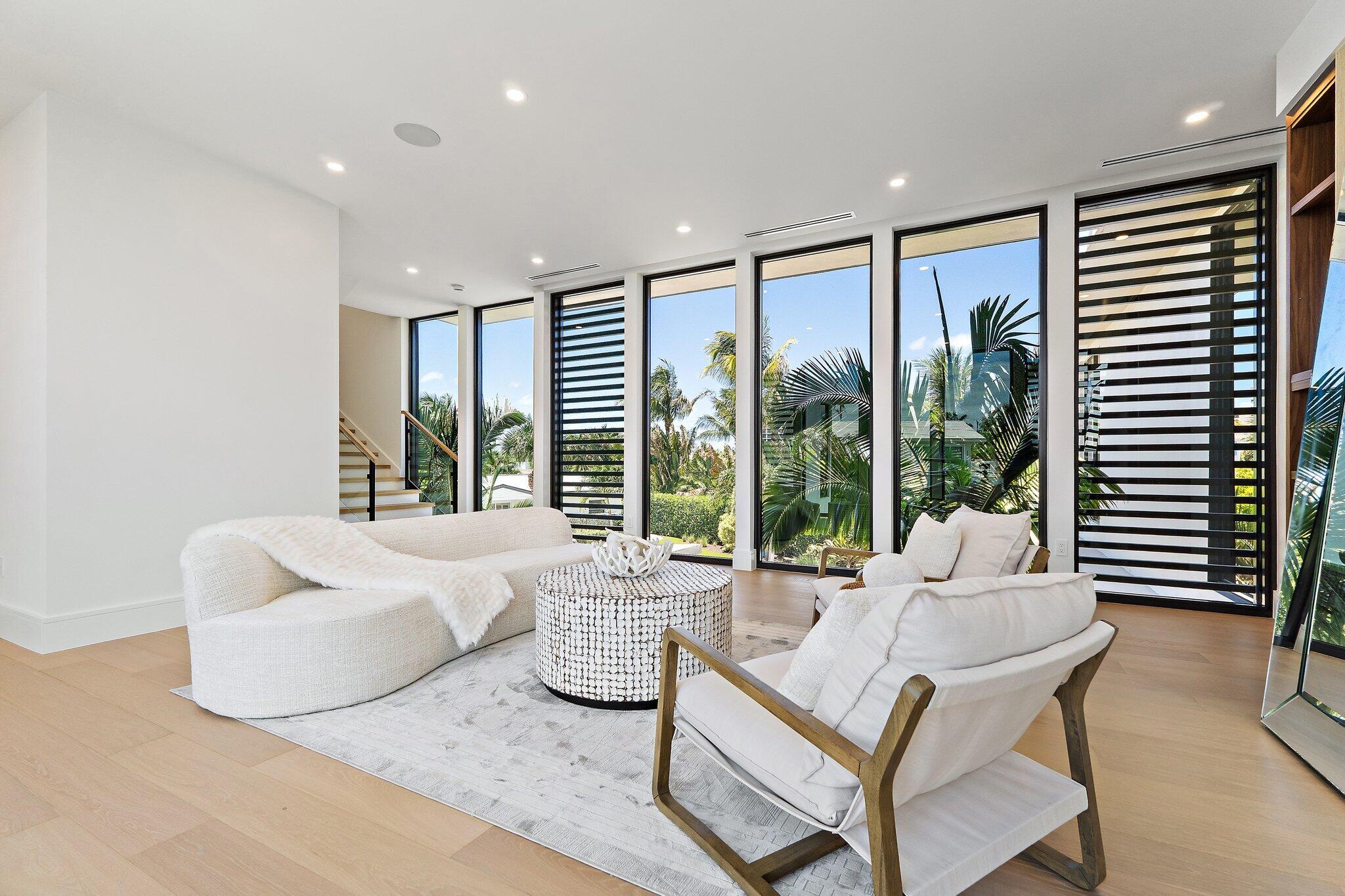 JUNO BEACH 1ST ADD - Residential