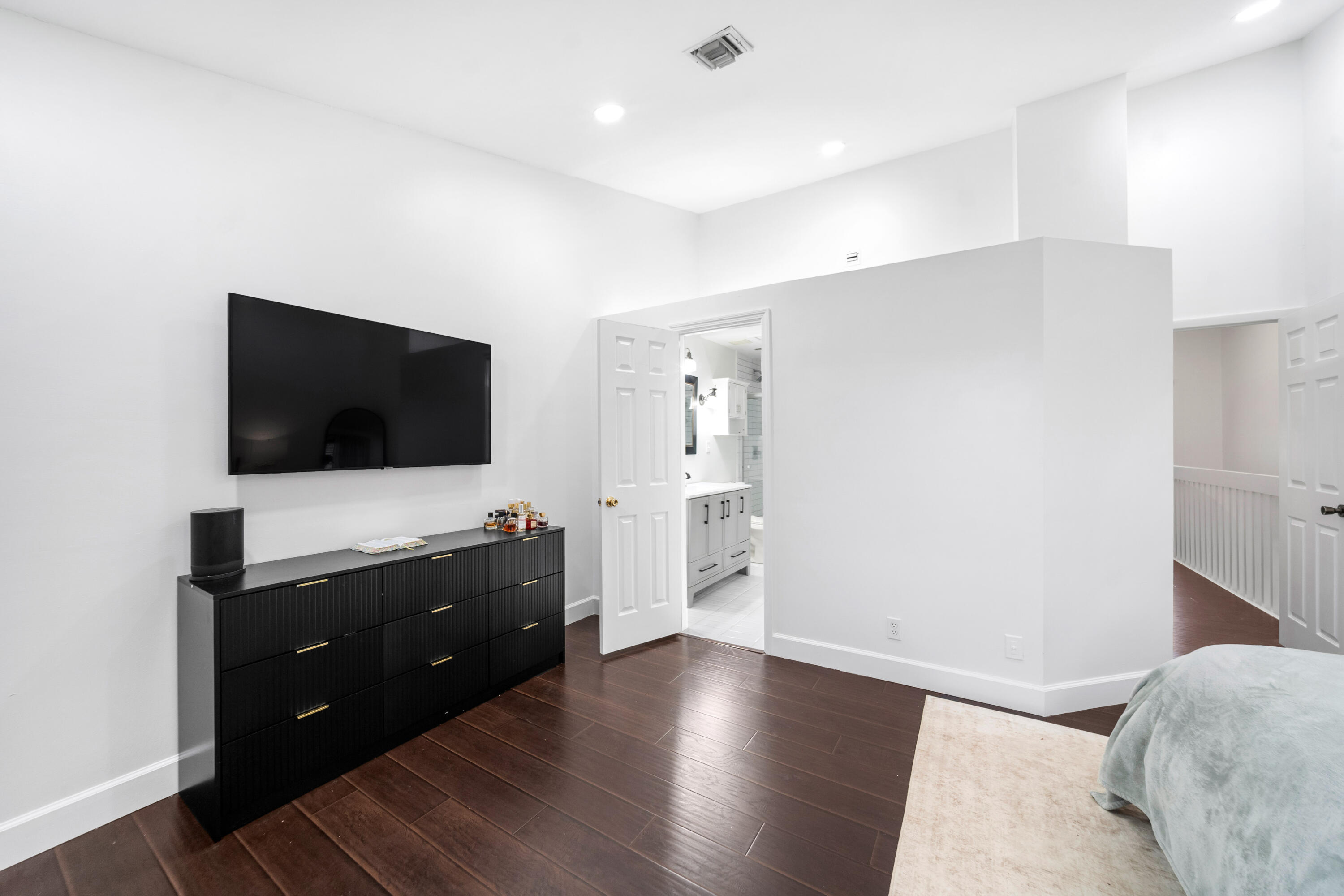 CYPRESS AT WOODMONT III - Residential