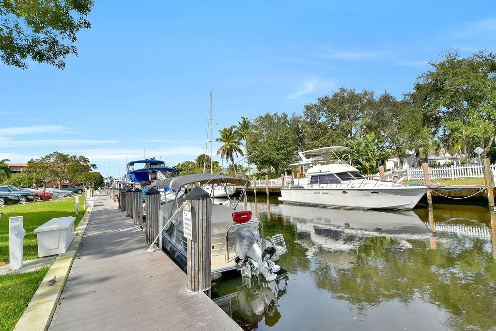 RIVER REACH - Residential