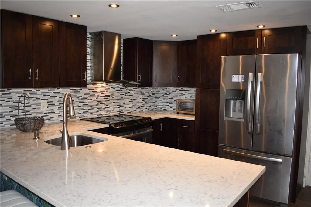 RIVER REACH - Residential