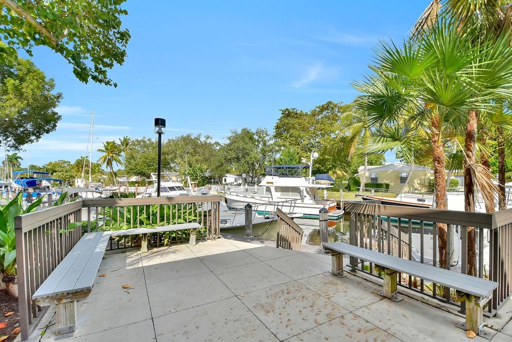 RIVER REACH - Residential