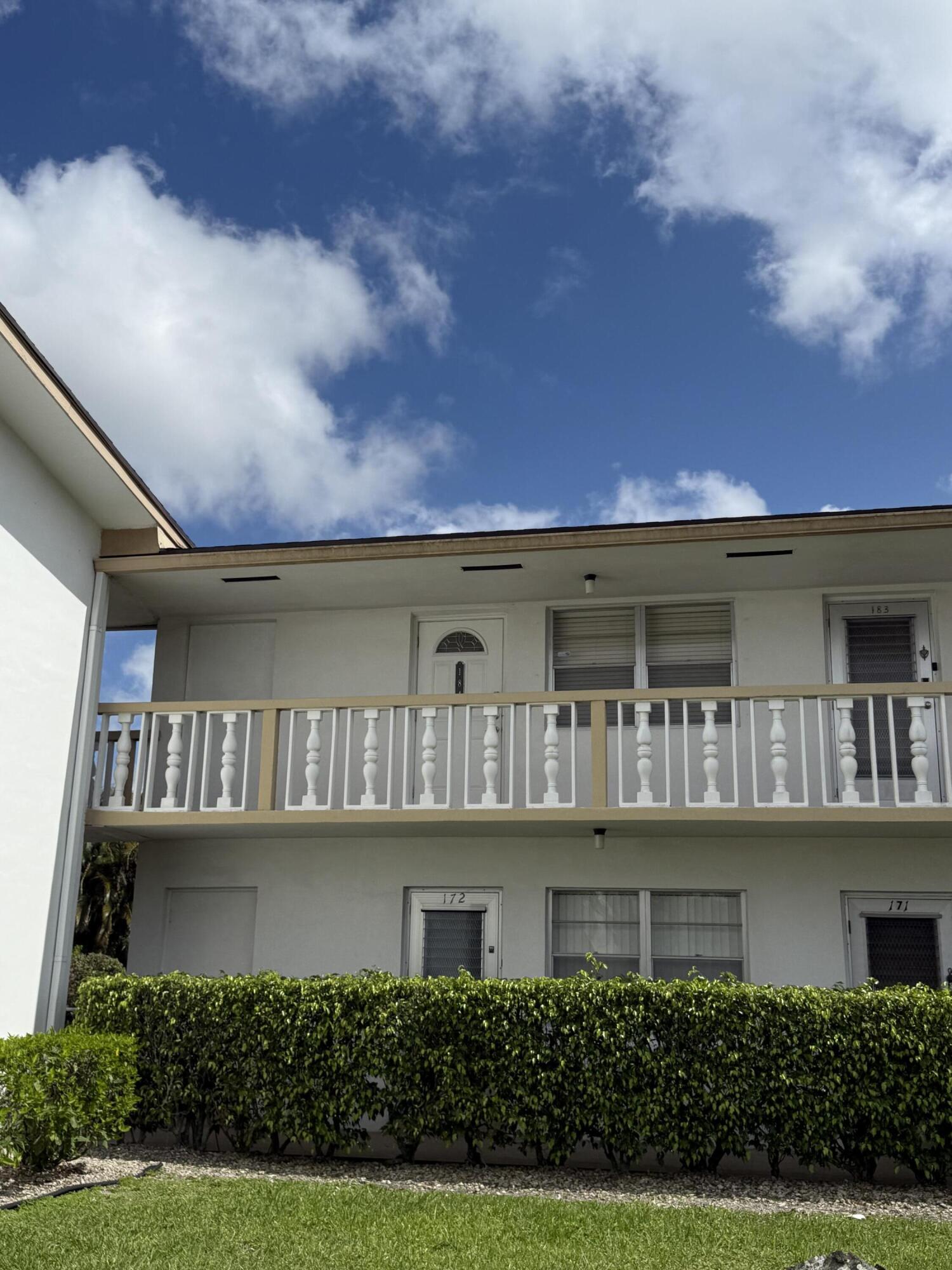 EASTHAMPTON CONDO - Residential Lease
