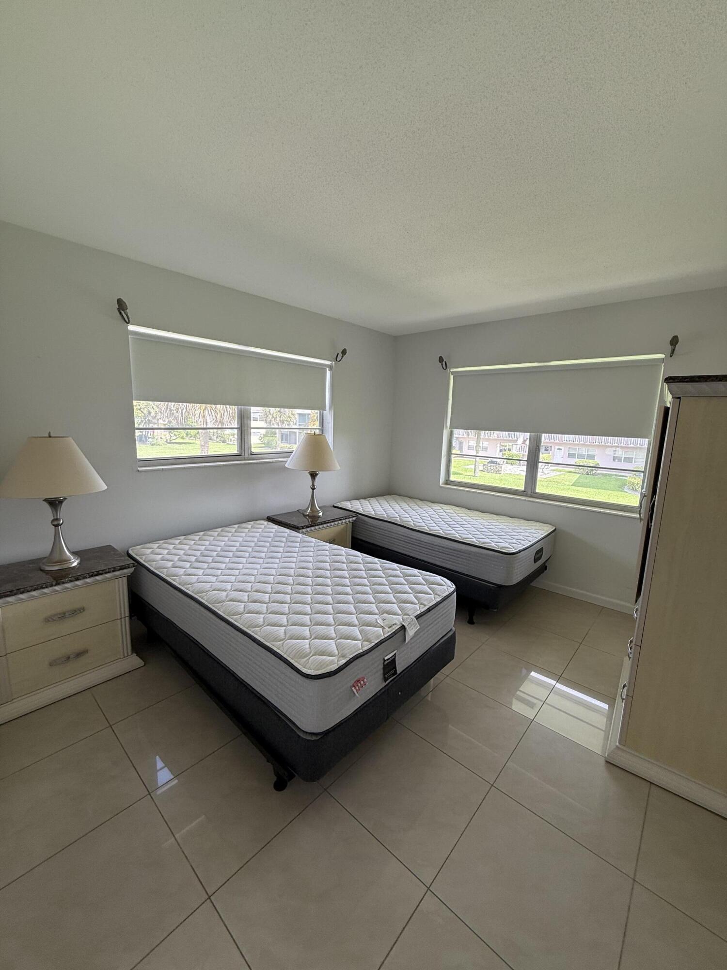 EASTHAMPTON CONDO - Residential Lease