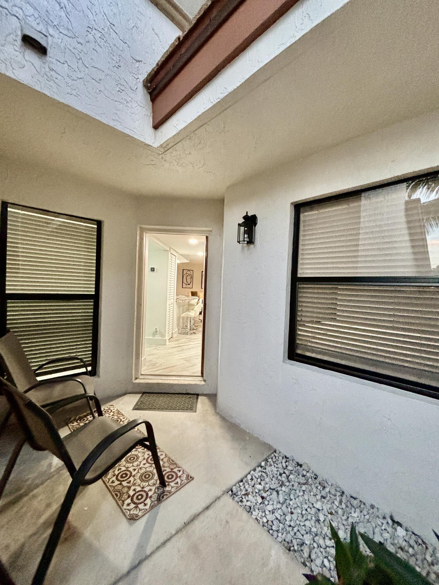 SHORES AT WELLINGTON II CONDO - Residential